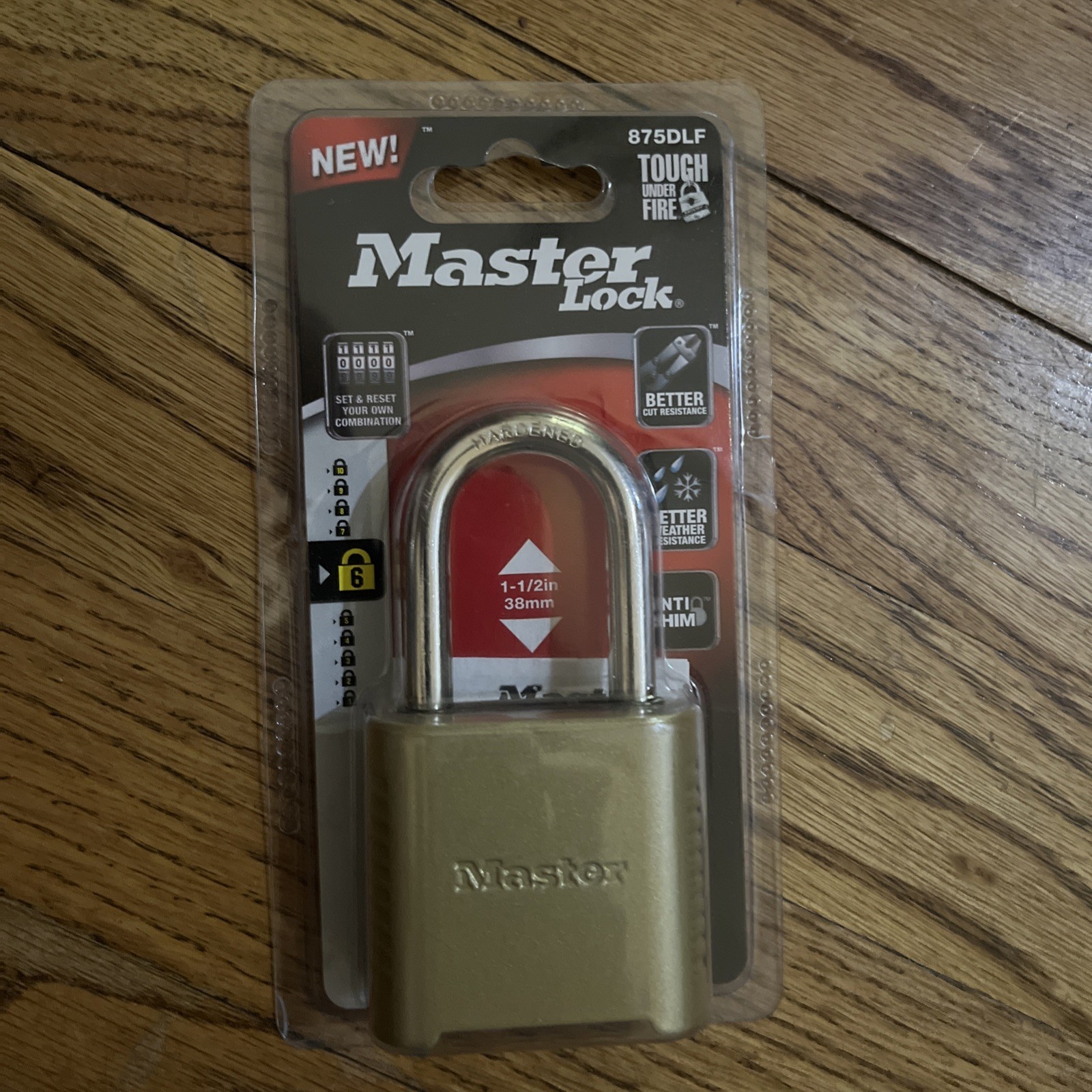 MASTER LOCK 875DLF - 4 Number Resettable Combination Padlock - NEW SEALED