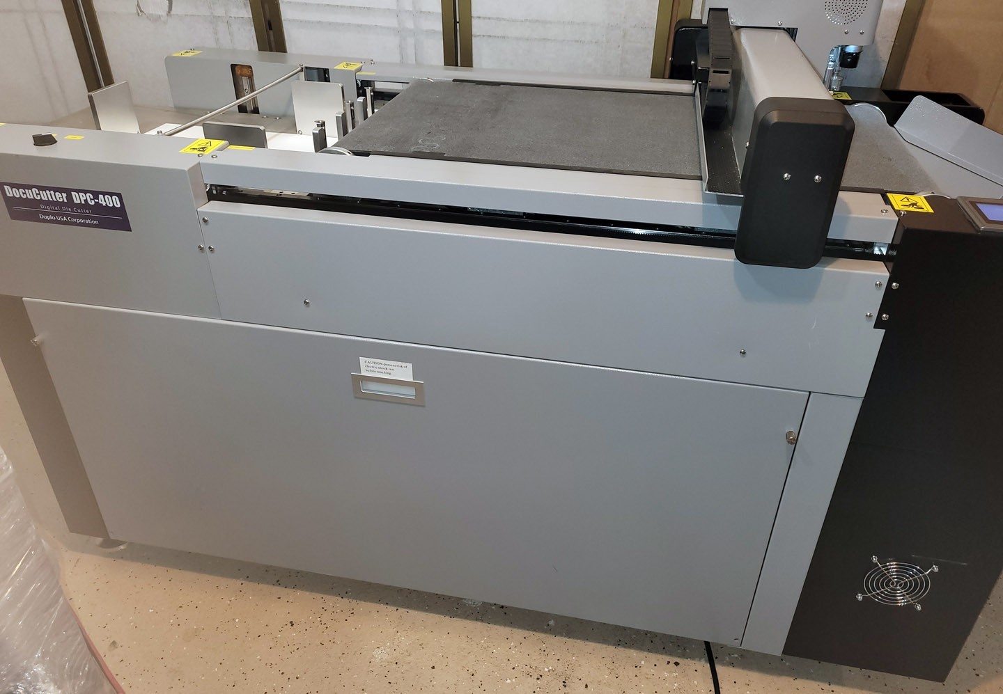 Duplo Digital DieCutter DocuCutter DPC-400