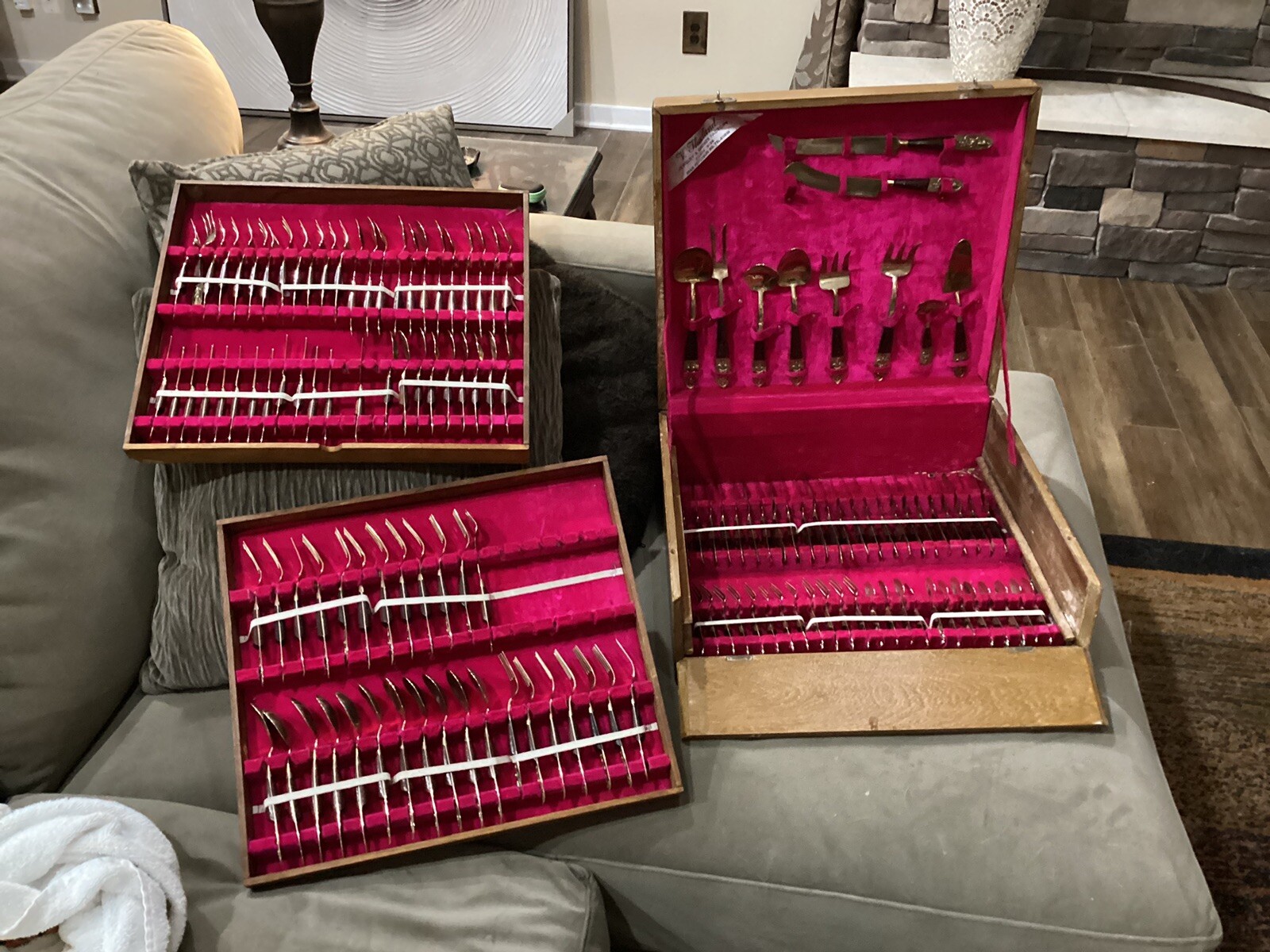VTG. MID-CENTURY THAILAND BRONZE BRASS 129PC FLATWARE SILVERWARE SET IN BOX SIAM