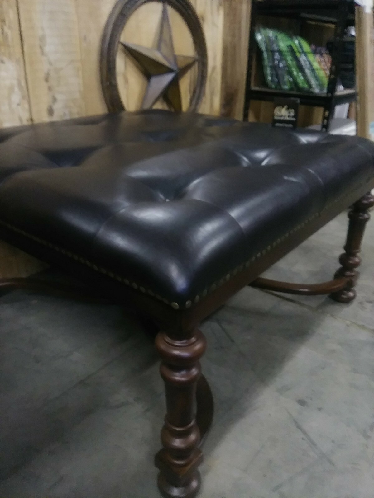 Stein World Faux Leather Tufted Coffee Table/ottoman.NIb