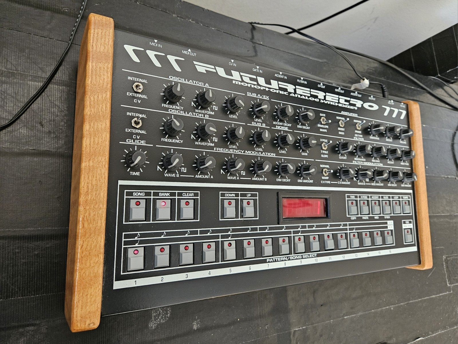 Future Retro 777 Analog Synth