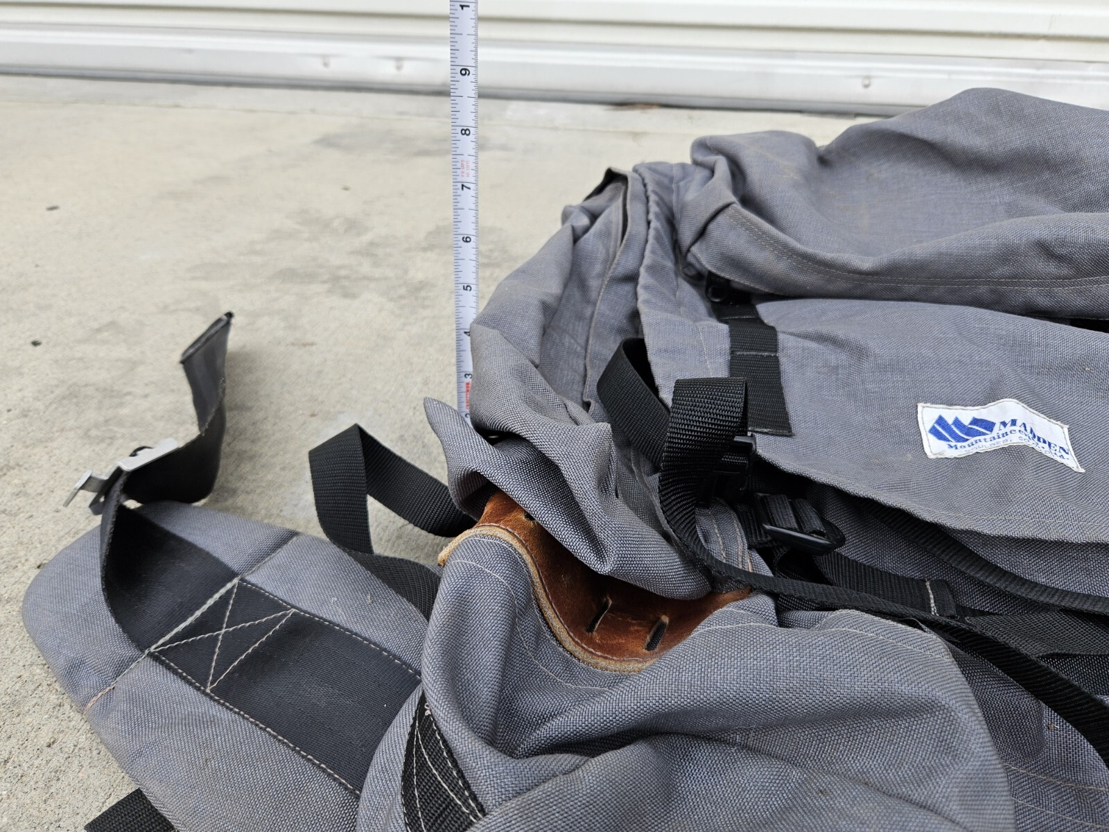 MADDEN Mountaineering Backpack