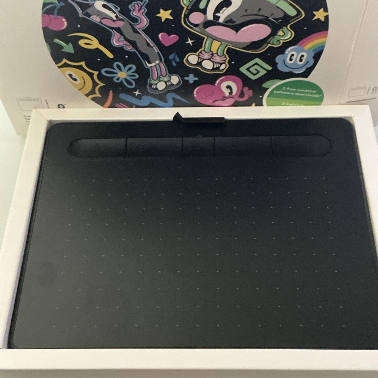 Wacom Intuos Creative Pen Graphics Tablet CTL-4100WL/K0-AX Black Bluetooth USB