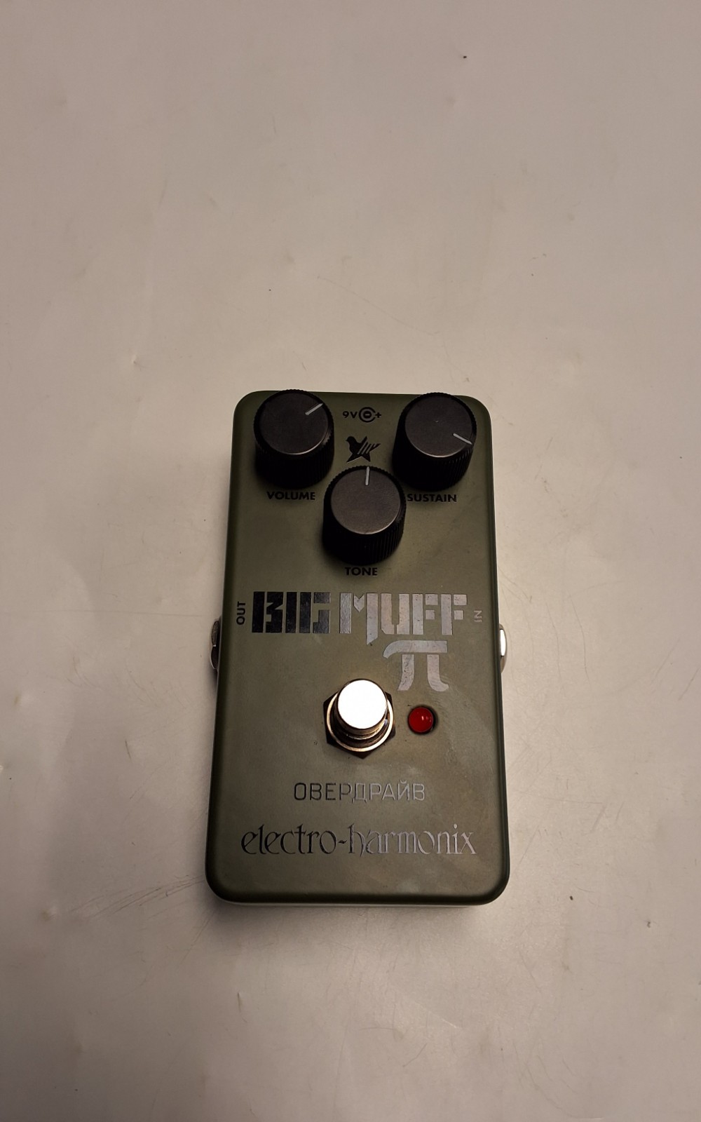 Electro-harmonix Green Russian Big Muff 2 Electric Guitar Foot Pedal Pre-owned