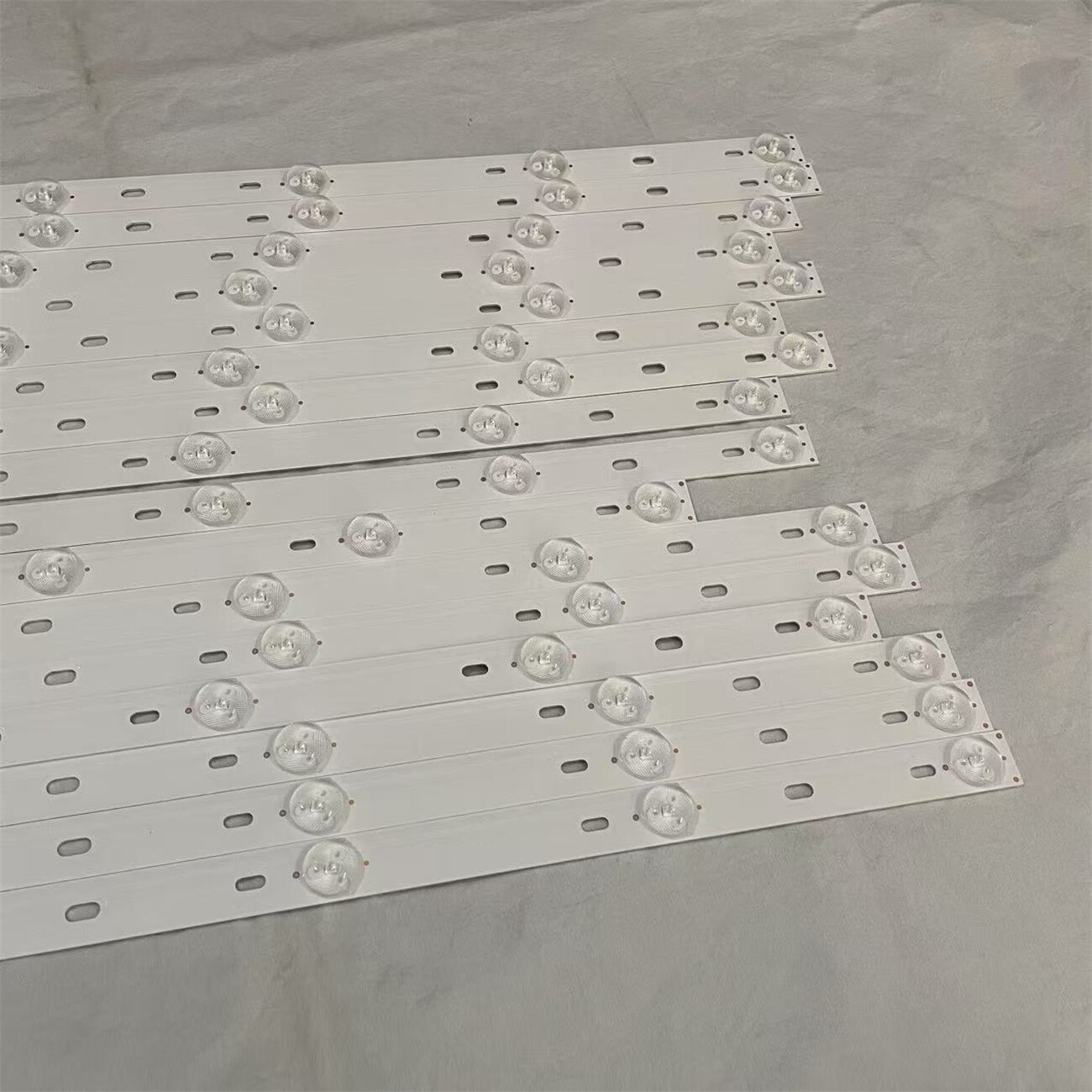 LED Backlight Strips For Vizio E65-E1 LTMWVKBS LTMWVKRT E65-E3 E65-F1 LTMUWVLU