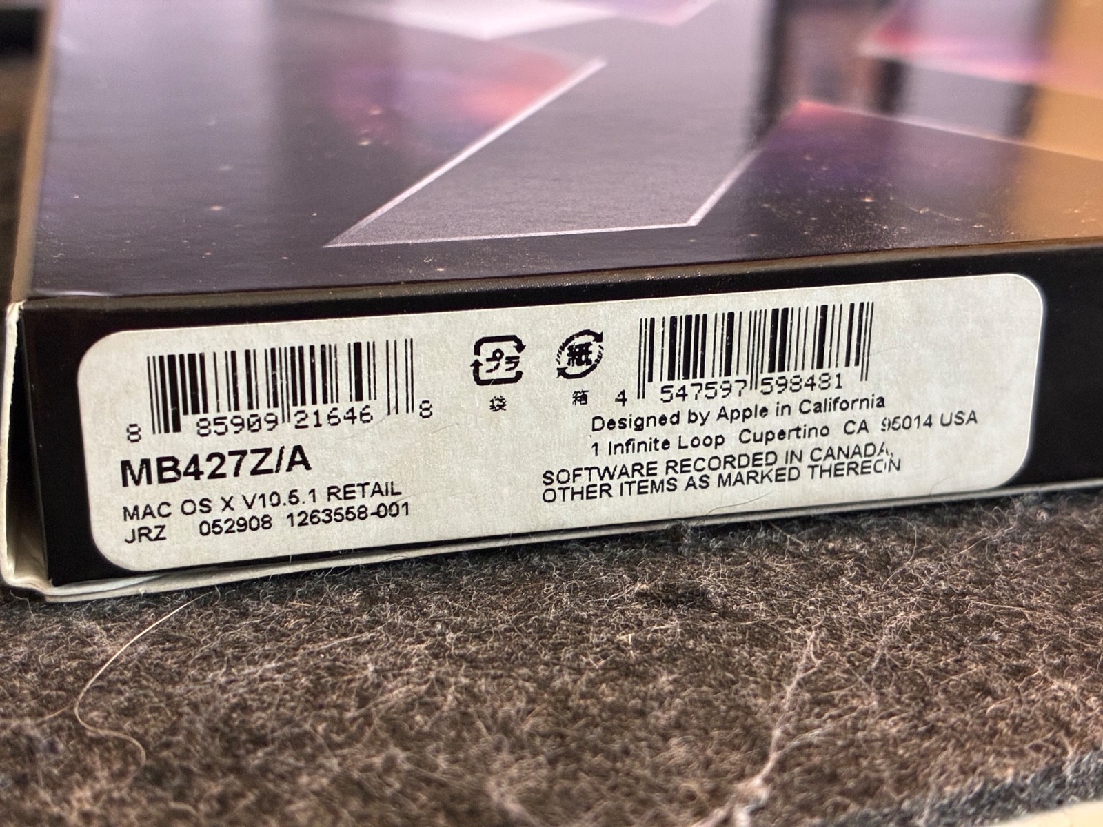 Apple Mac OS X Leopard version 10.5 w/Manual