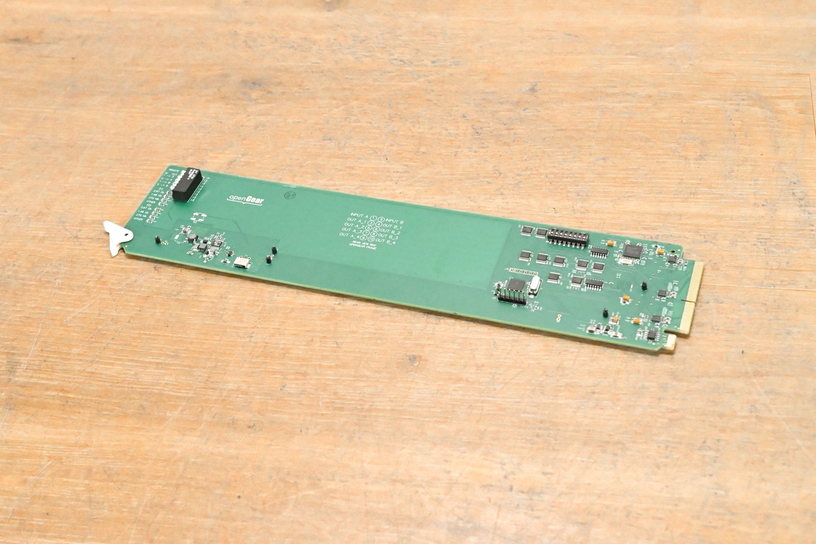 Cobalt 9003 3G/HD/SD Reclocking Distribution Amplifier CG011YT