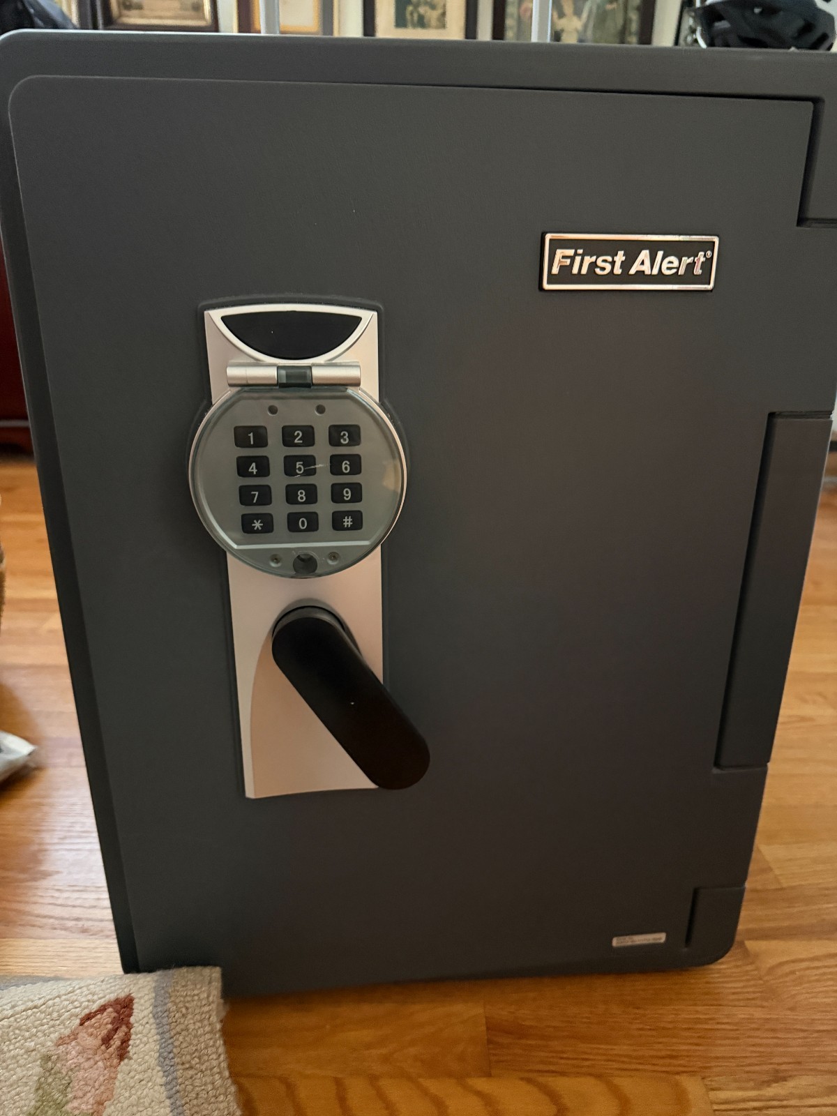 FIRST ALERT 2096DF-BD Digital Waterproof Safe USED