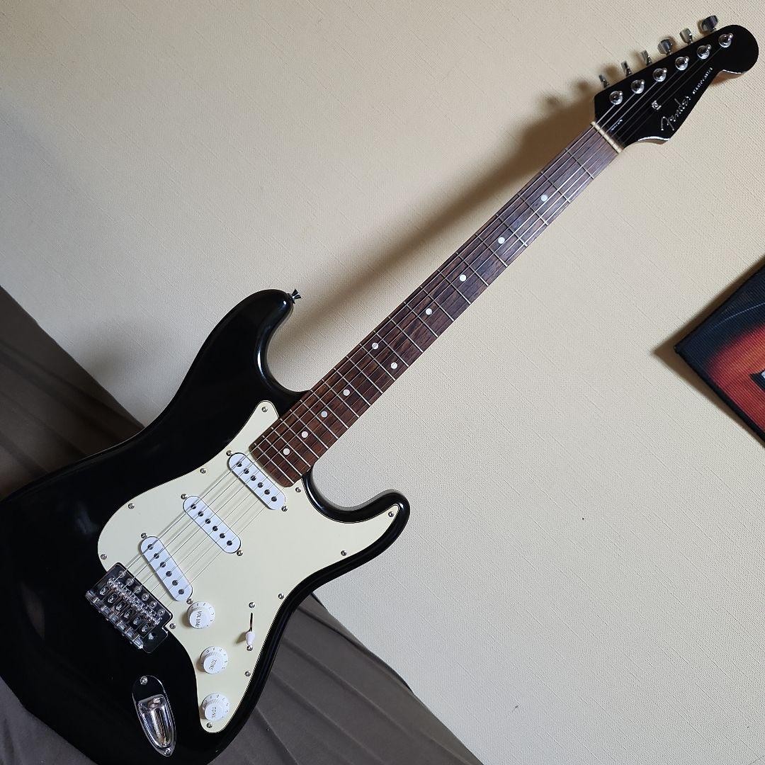 Fender Homage Strat Type Blackie