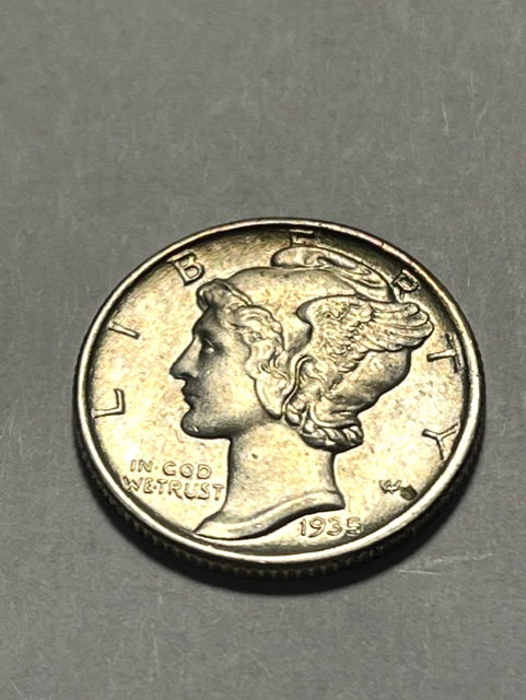 1935-P Mercury Dime/Silver/Unc+ #4694