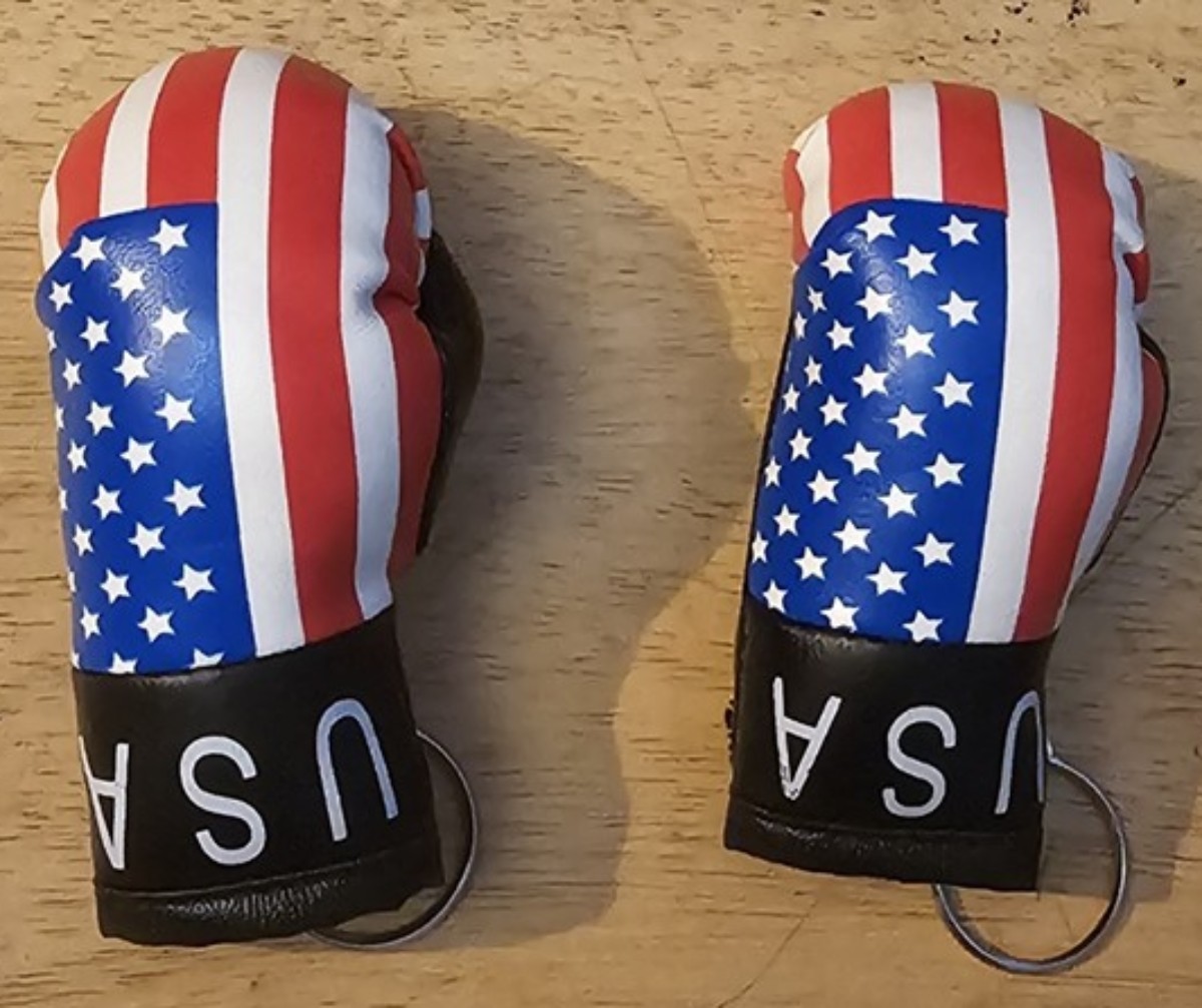 USA AMERICAN FLAG BOXING GLOVE SPORT KEYCHAIN ( SET OF 2 )