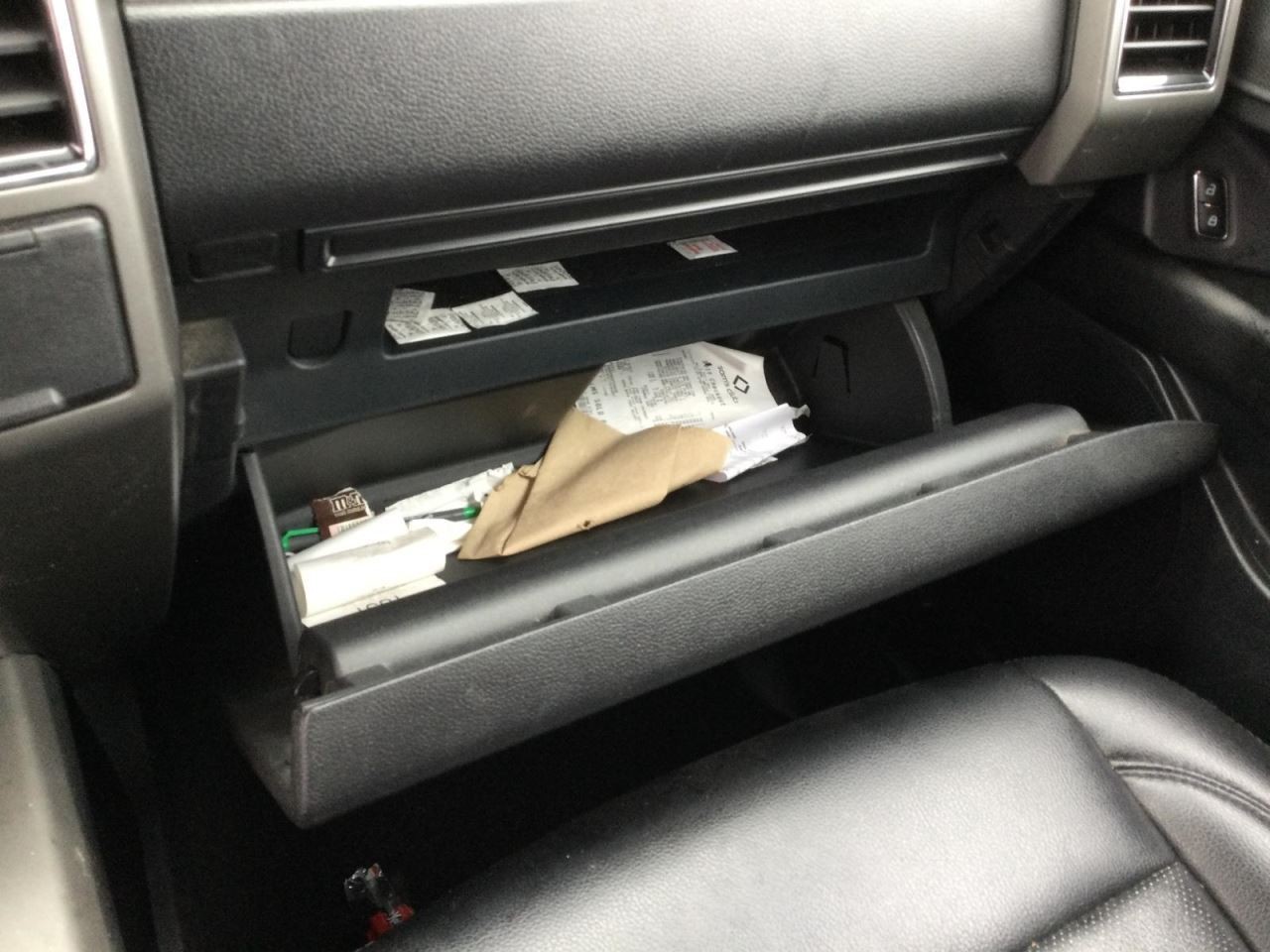 EXPEDITON 2019 Glove Box 4974402