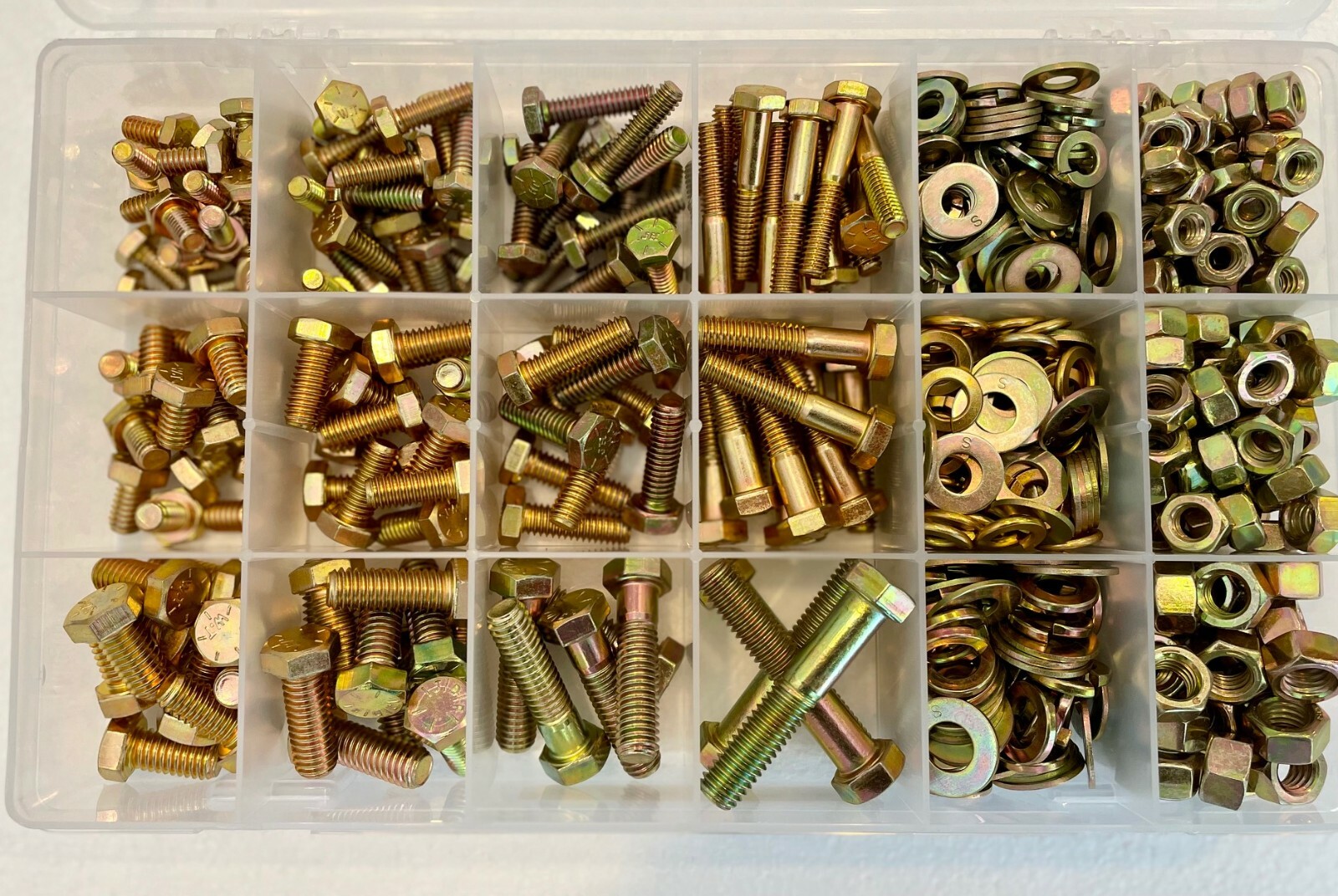 599 piece Grade 8 Coarse Thread Hex Bolt Nut & Washer Assortment Kit