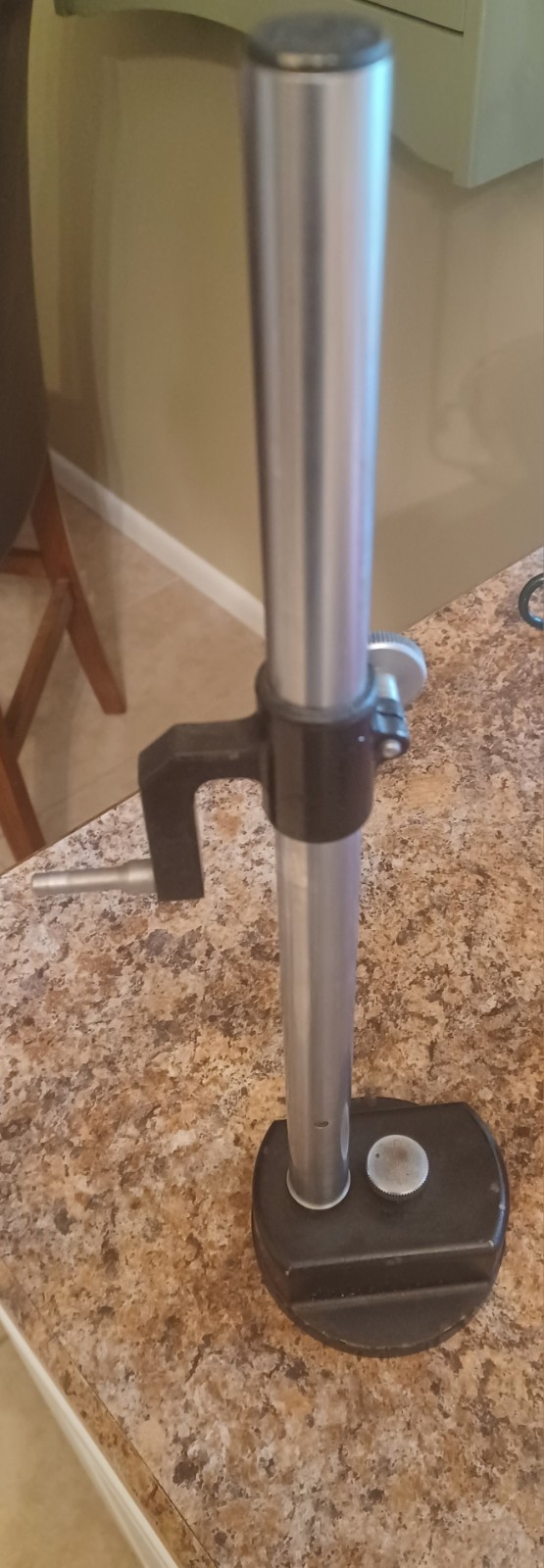 INDICATOR STAND 16" IN EX USED CONDITION. FINE TUNE KNOB ON BASE