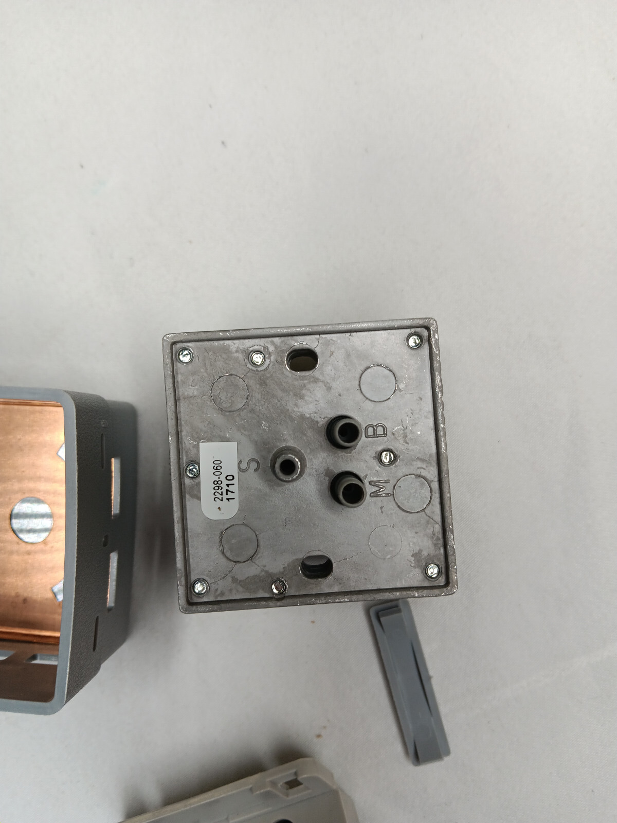Schneider Electric 2298-060 Unit Ventilator Thermostat