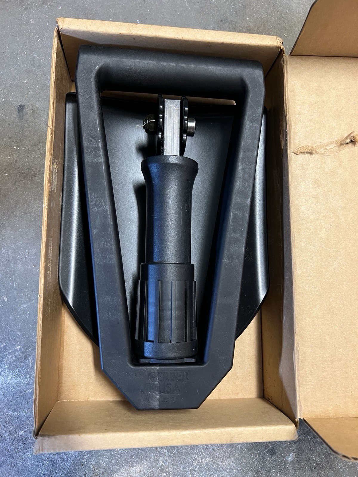 USMC Military GERBER FOLDING SPADE Entrenching TOOL Trifold Folding Shovel NIB