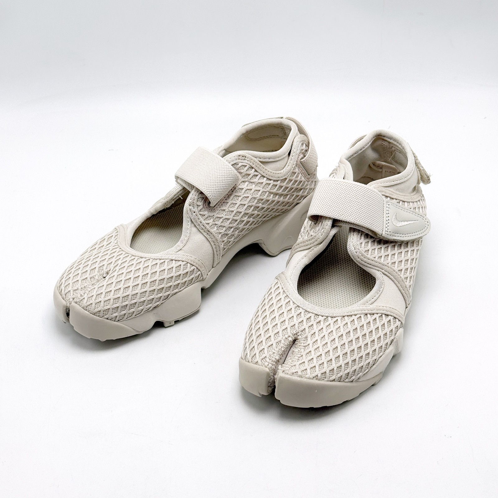 *NEW* Women NIKE Air Rift Breathe LIGHT OREWOOD BROWN (HM8288 100) 👍