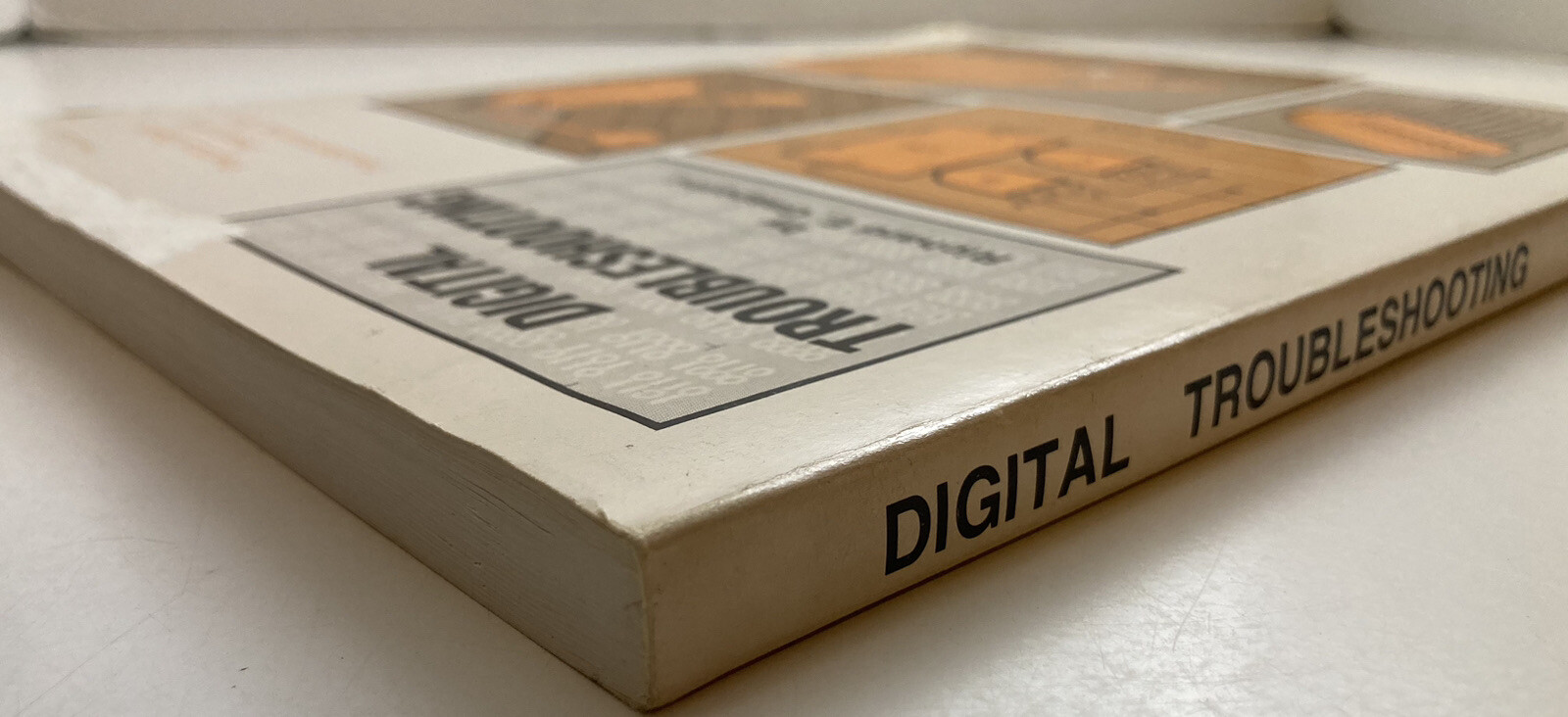 DIGITAL TROUBLESHOOTING - Richard E Gasperini (1976) Vintage Electronic Theory