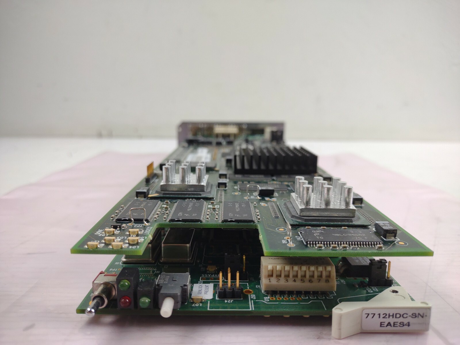 Evertz 7712HDC-SN-EAES4 HD Downconverter 1x4 HD DA w/ 4CH Audio 7710DCDA