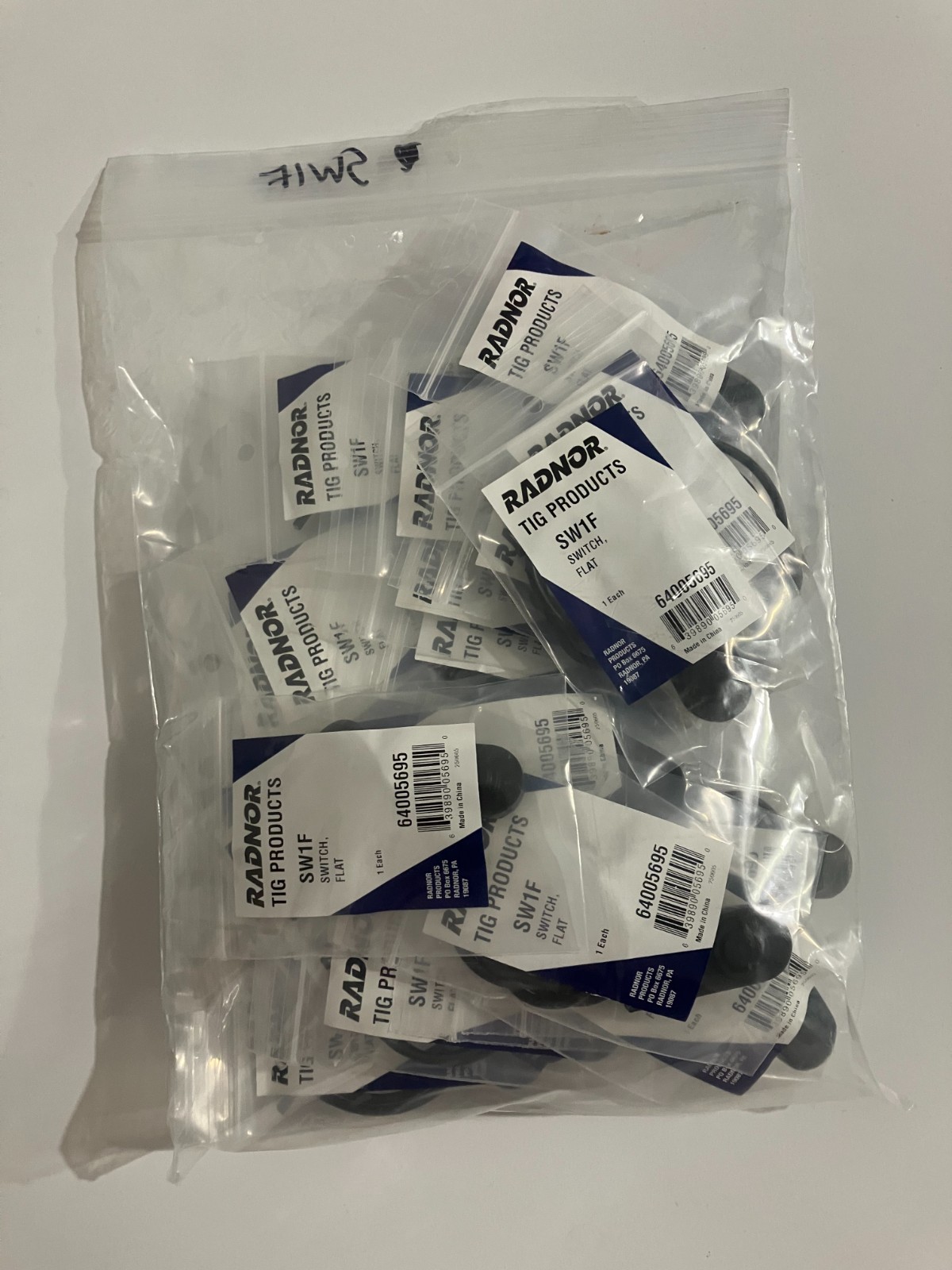 25 Pack - Radnor SW-1F Flat Switch
