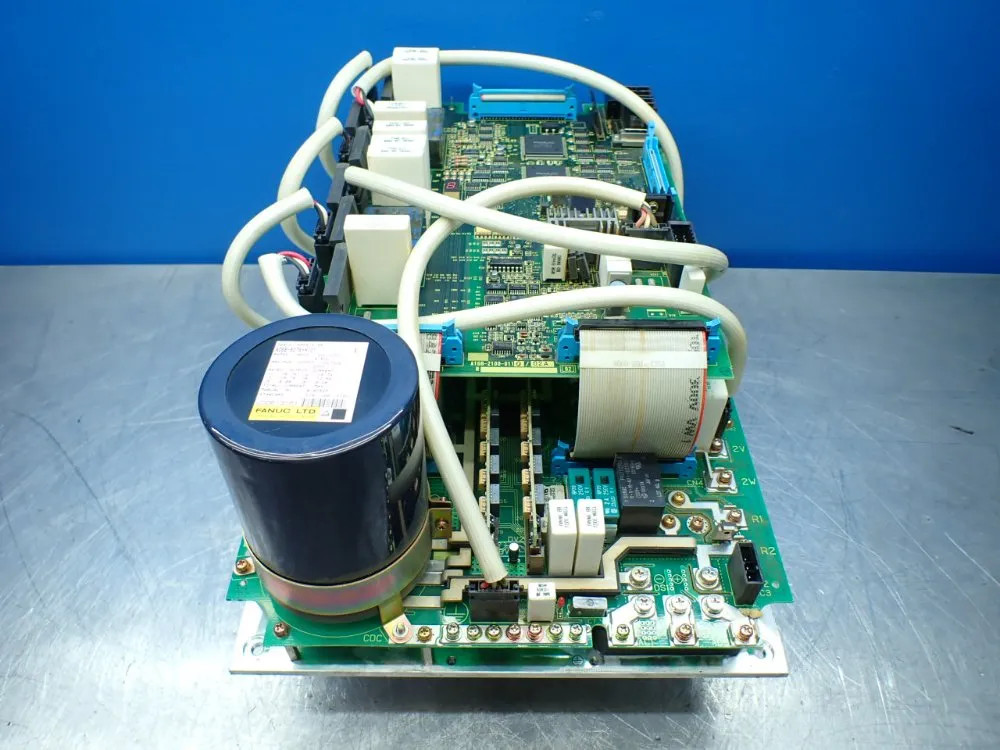 FANUC A06B-6076-H101 SERVO AMPLIFIER DRIVE.   08251470232