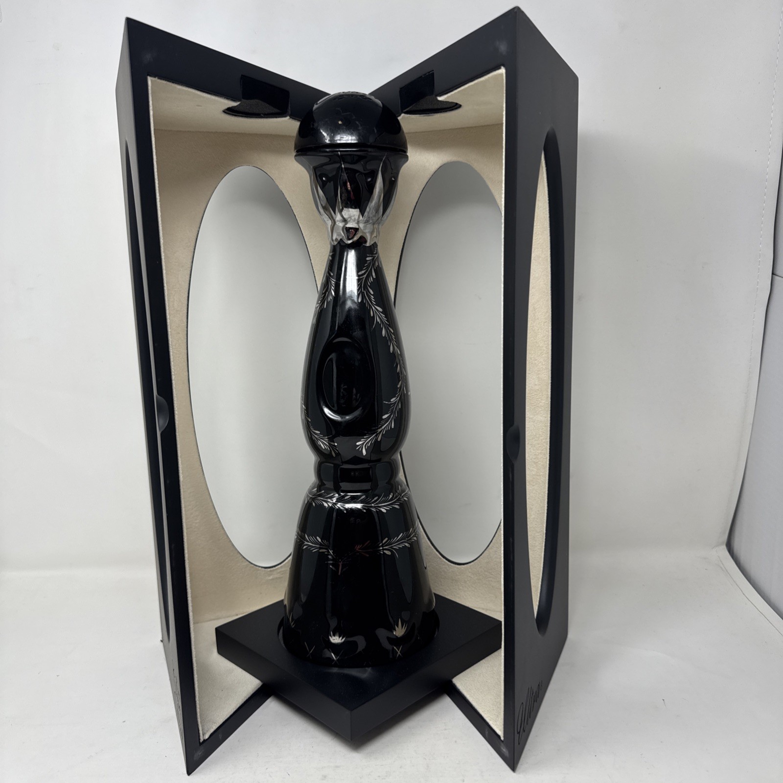 Empty Clase Azul Ultra Extra Anejo  EMPTY BOTTLE With Display And Box