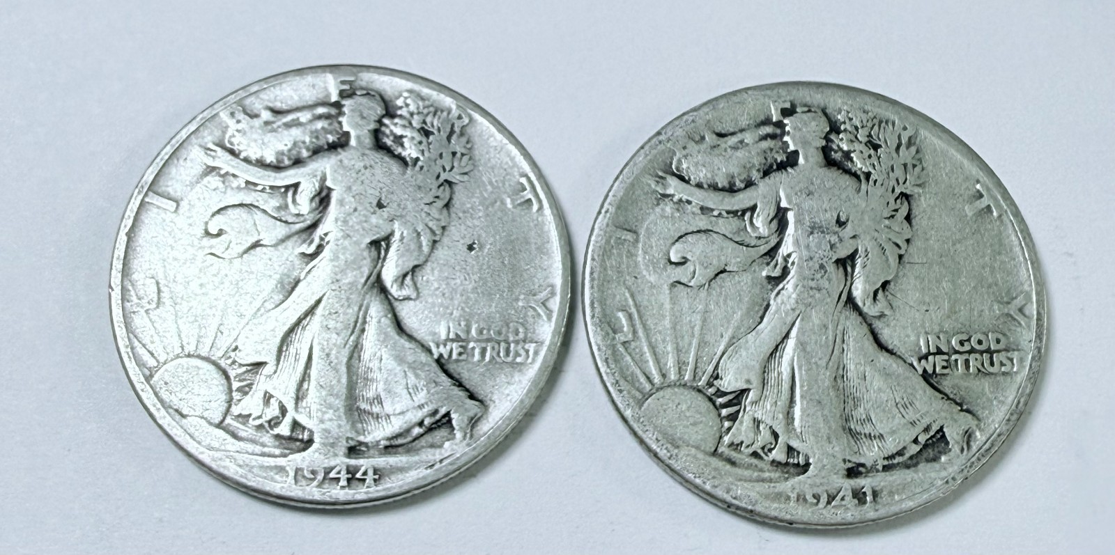 WALKING LIBERTY HALF DOLLARS LOT OF 2 90% SILVER FREE SHIPPPNG #10902