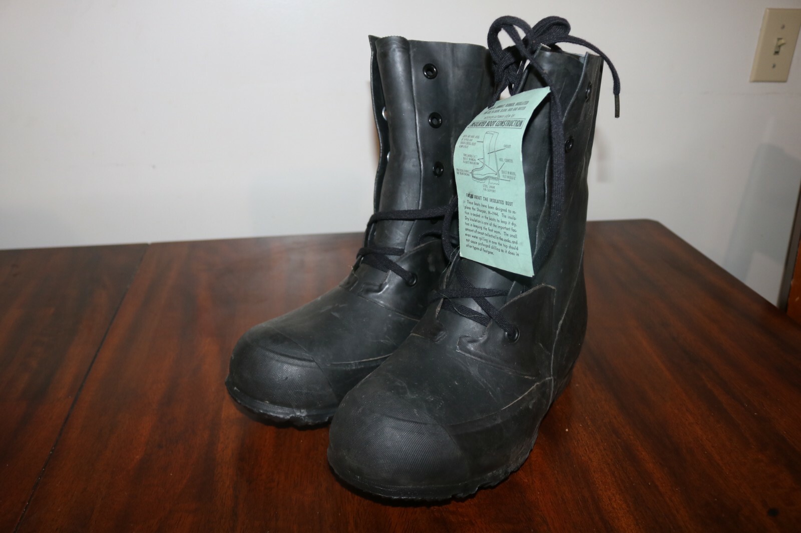 NOS USGI extreme cold rubber boots mickey mouse sz 8 R No valve