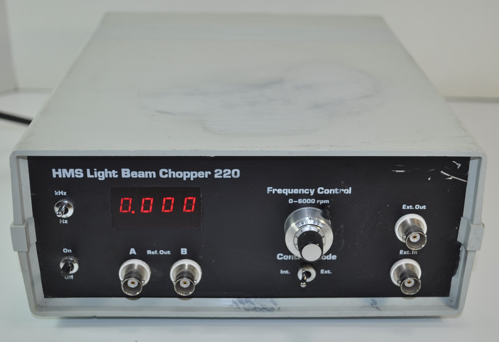 Ithaca HMS Light Beam Chopper Controller Model# 220