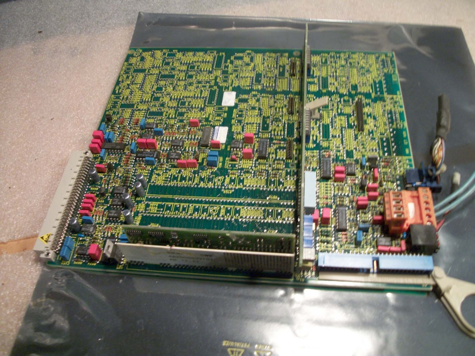 Siemens 6SC6100-0NA01 Simodrive 610 AC Feed Drive Analog Control Board