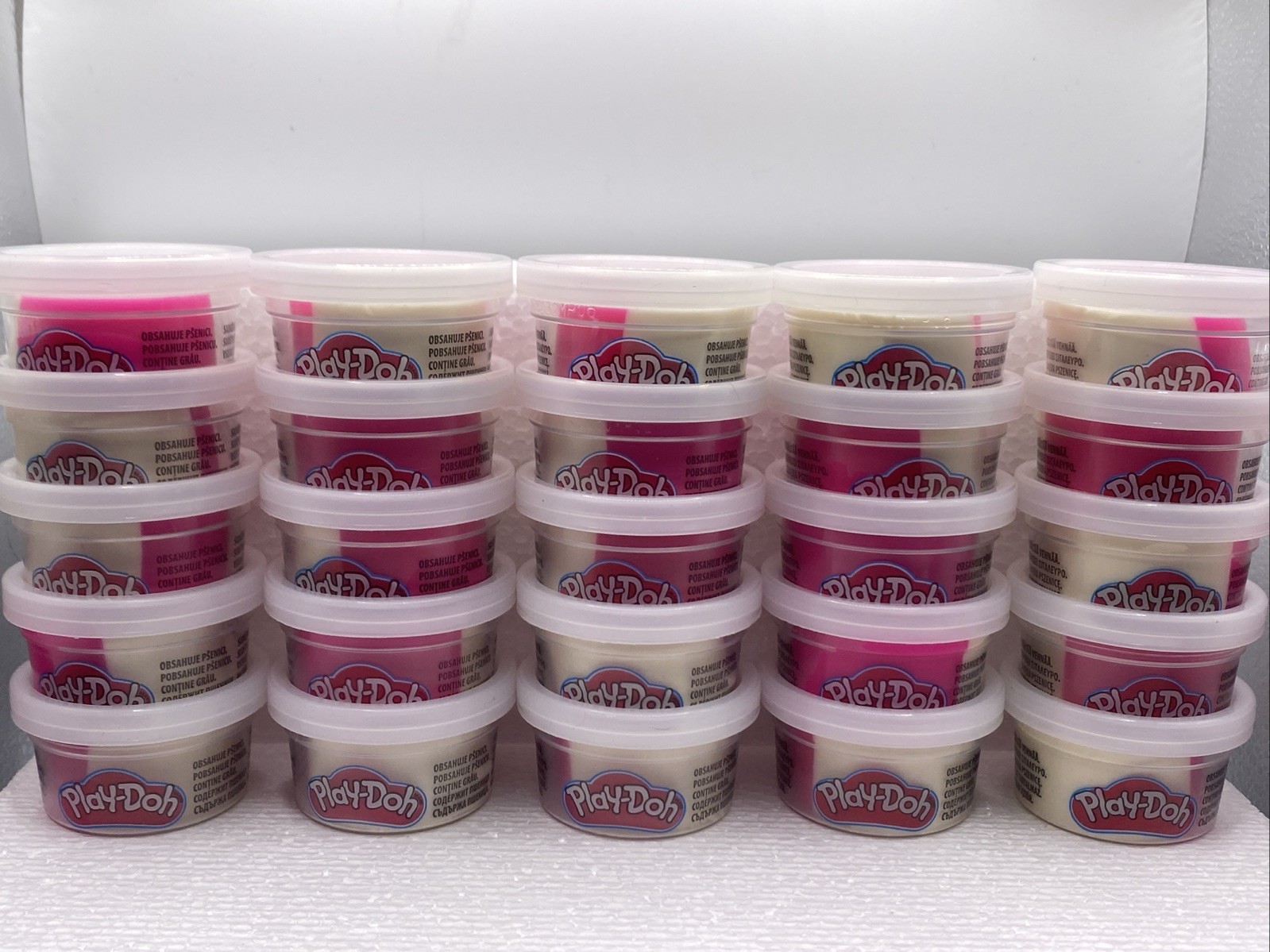 Hasbro Play-Doh (25) 1 Ounce Containers COLOR BLAST WHITE/PINK
