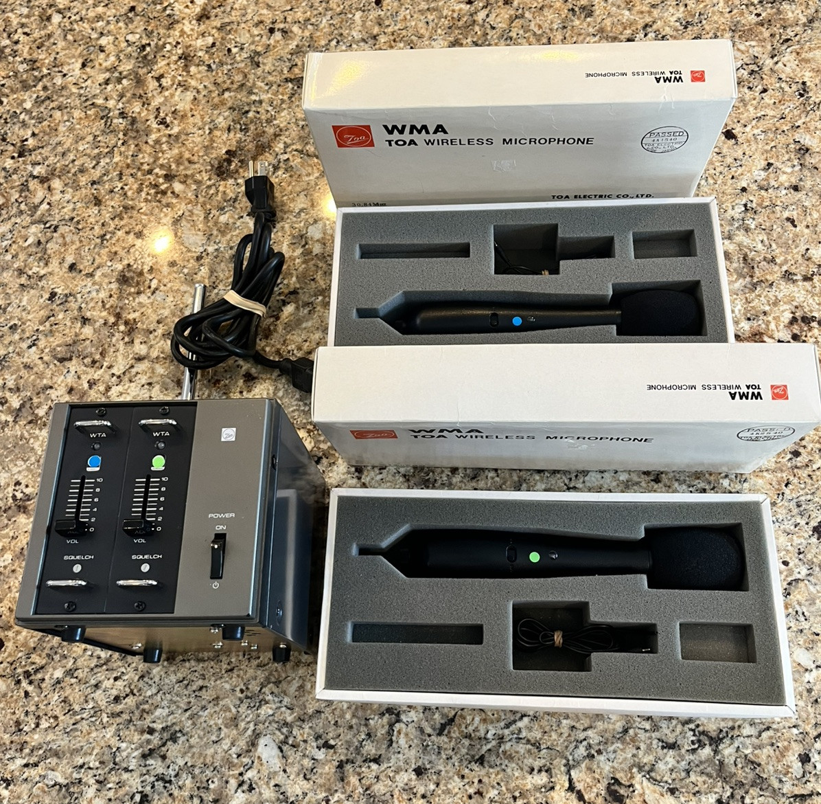 TOA WT-02 Wireless Tuner with 2 ea. WMA Wireless Microphones.  Fully Tested NICE