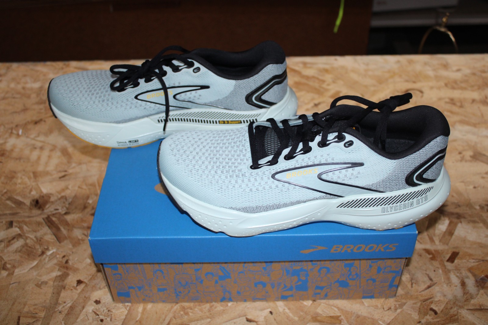 NIB BROOKS GLYCERIN GTS 21 SHOES MENS 9 D GRAY FREE SHIPPING