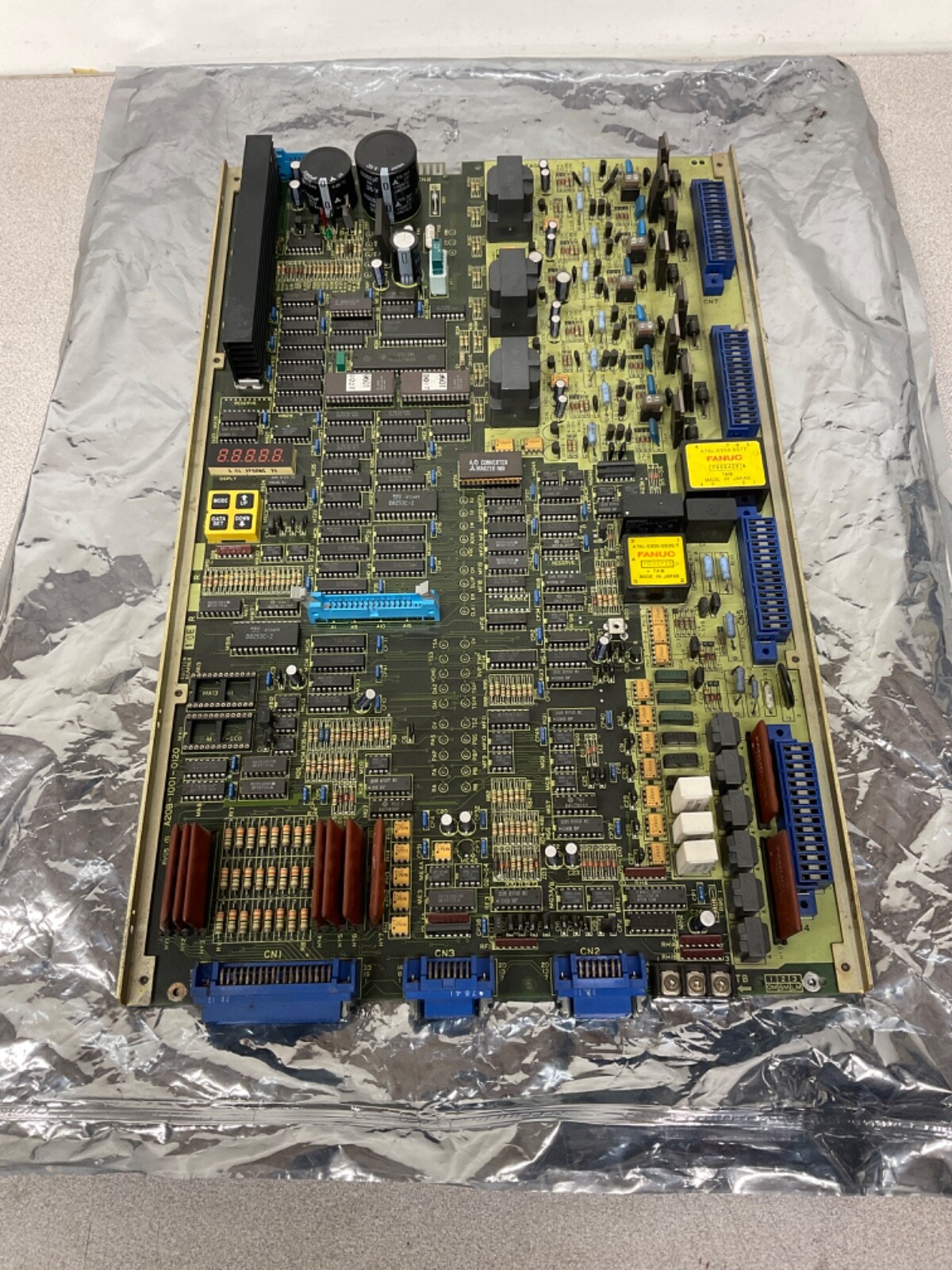 FANUC A20B-1001-0120 Spindle Drive PCB Control Board *PARTS OR REPAIR*