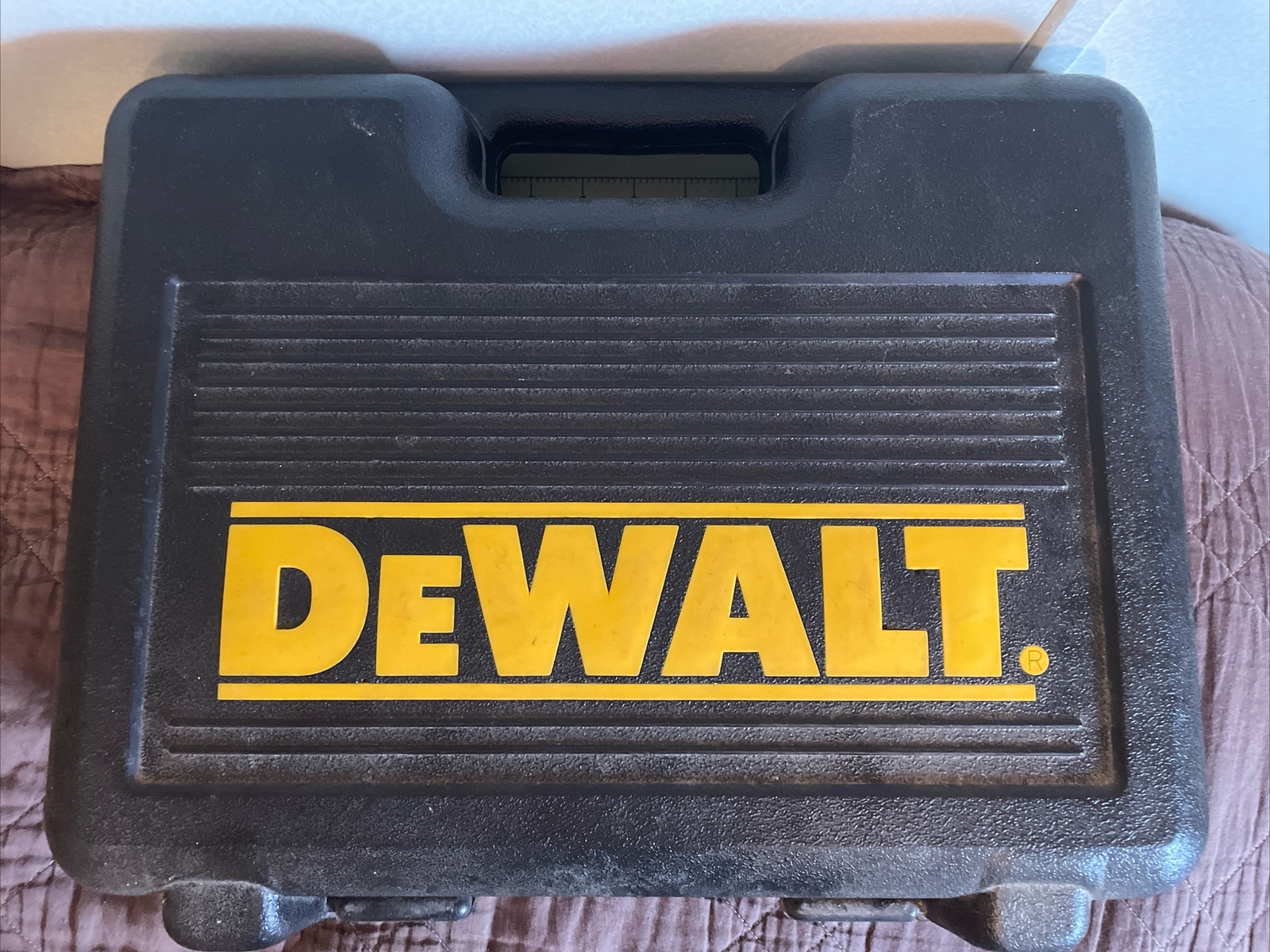 DeWALT Hard Side Tool Case 16x13X3 DW952KF-2 Great Condition