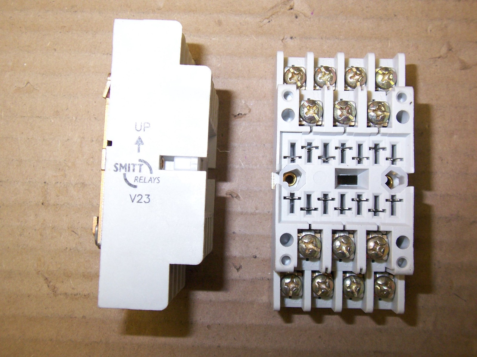 NEW NO BOX SMITT V23 RELAY 14 SPOT