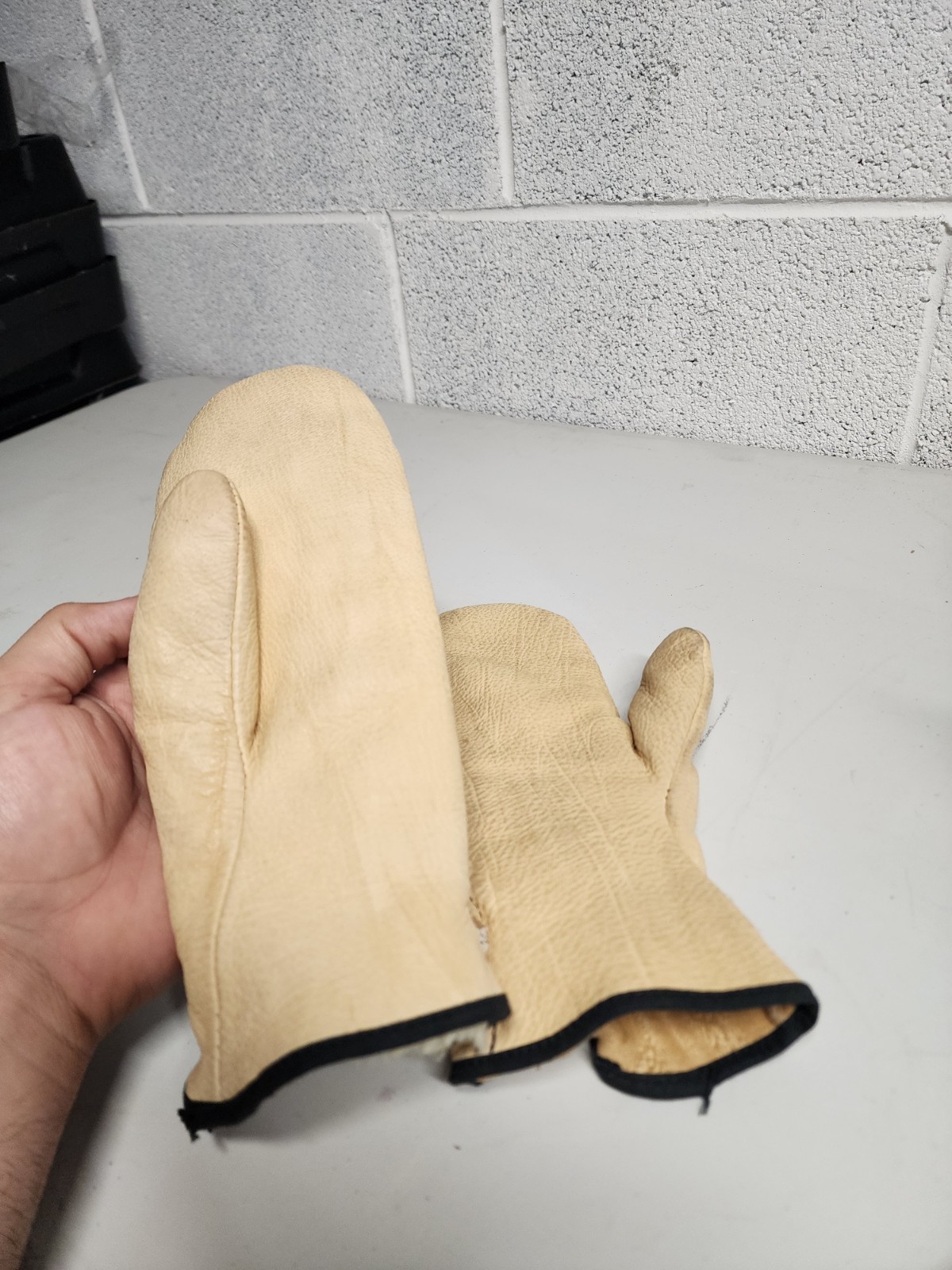 Vintage Ontario Mittens Removeable Inserts Tan Womens Medium To Large