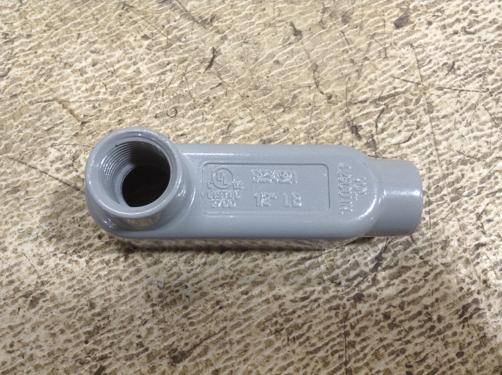 TE E254321 Conduit Body 1/2" 27DD New (OK)