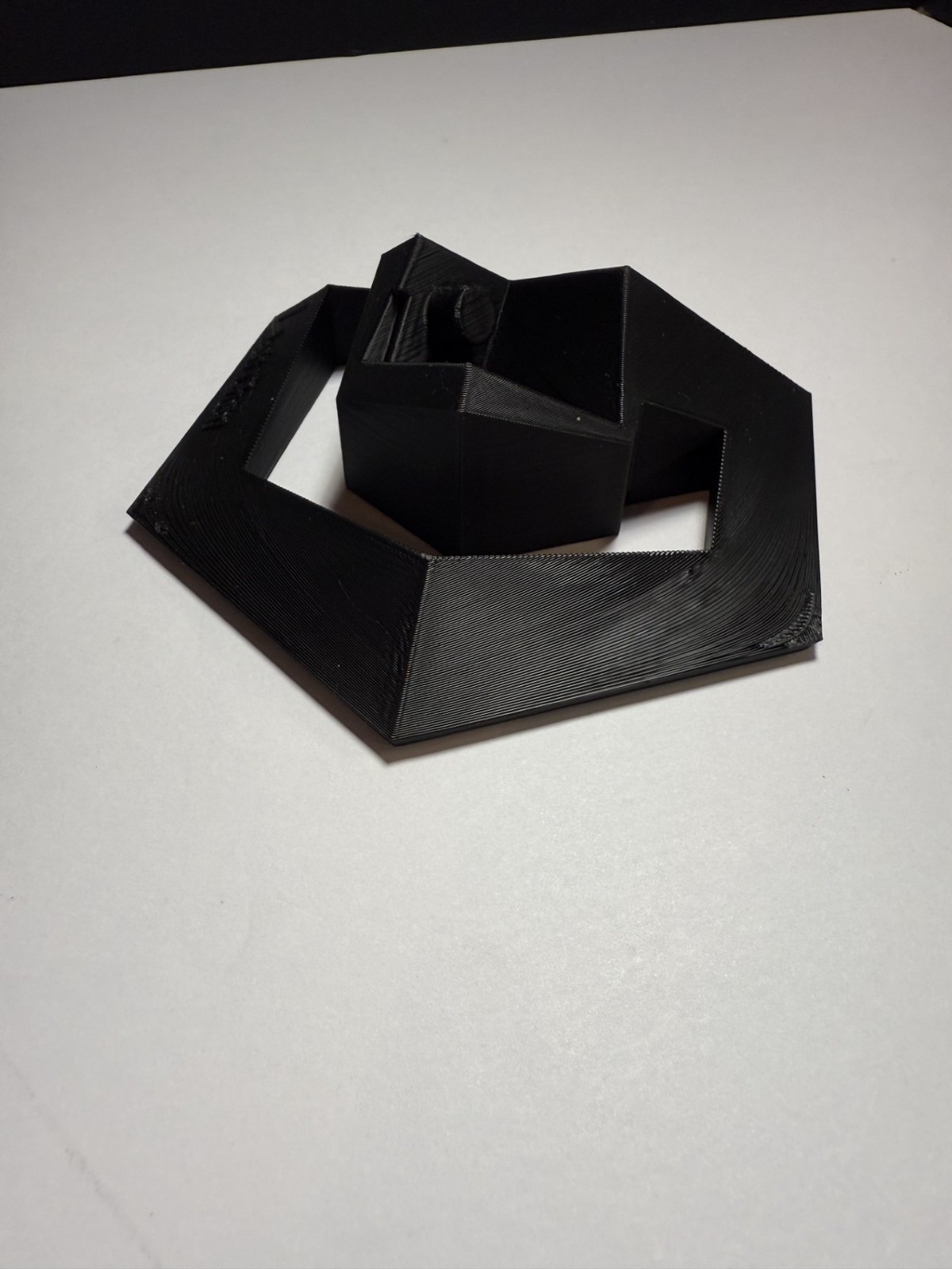 Nintendo GameCube Display Stand – USA Made Corner Console Dock Holder
