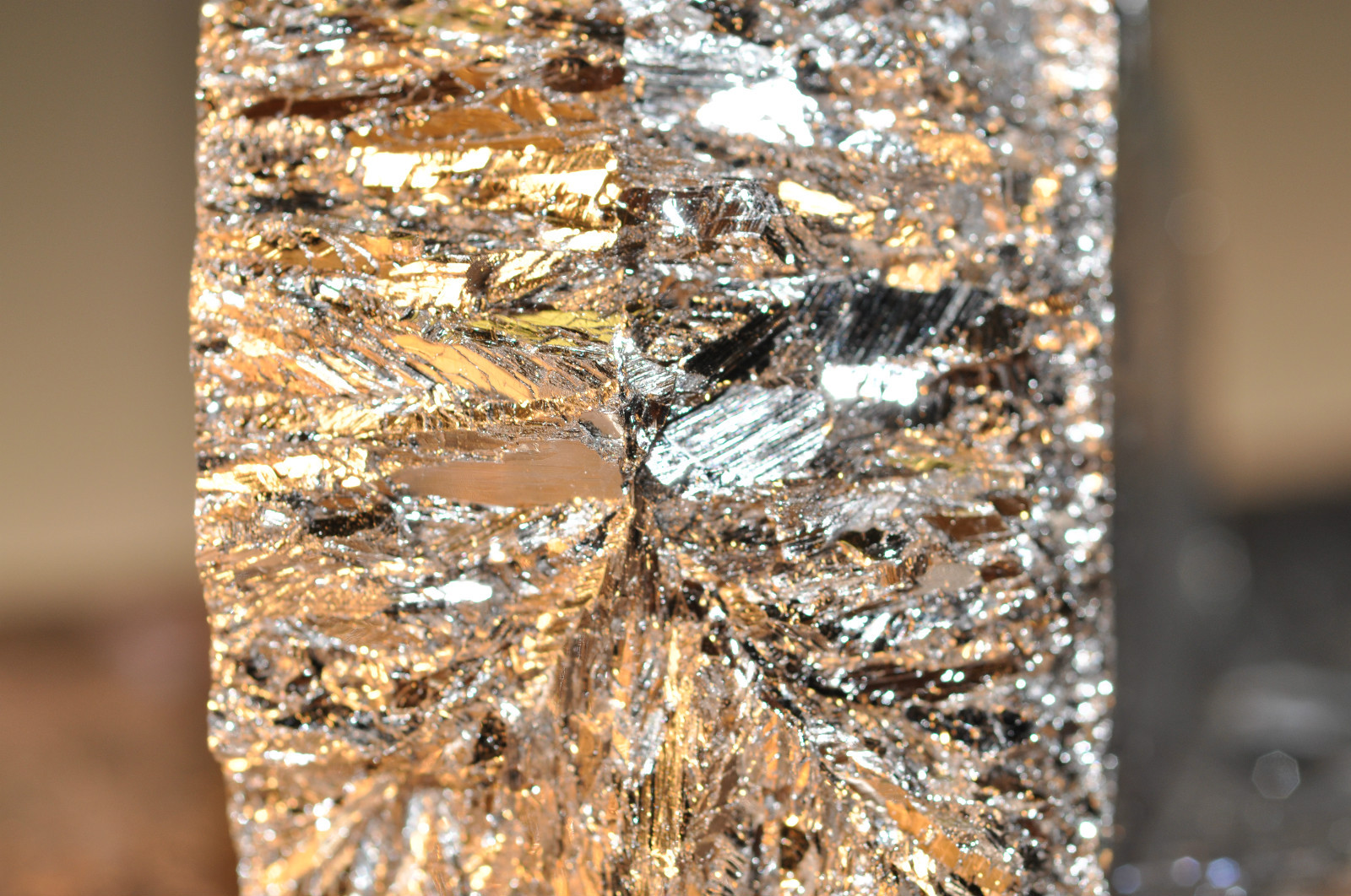 Bismuth metal 50 pounds of 99.99% pure growing crystals geodes or fishing jig