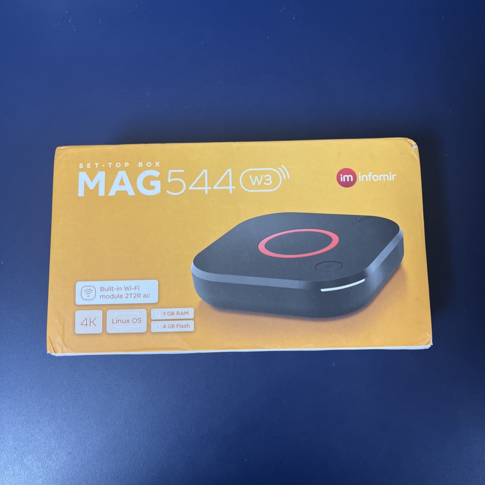 Mag 544 W3 Mag 544W3 4K HDR, Built-in Dual Band 2.4G/5G WiFi, HDMI Cable