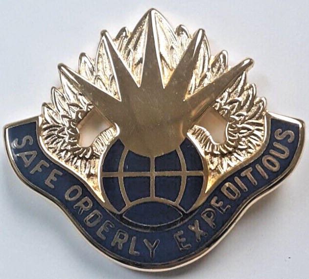 US Army 58th Aviation Regiment Unit Crest 'Safe Orderly Expeditious' Pin DUI NOS
