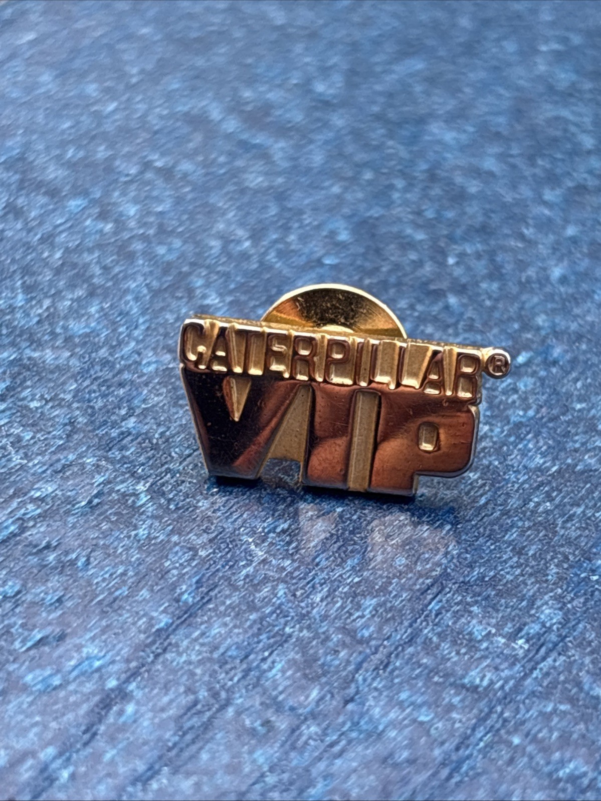 Caterpillar VIP Lapel Pin CAT Tie Tack Employee Tractor Advertising Gold Tone