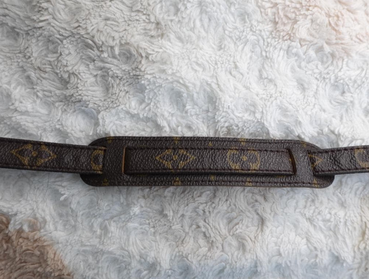 LOUIS VUITTON Monogram Shoulder Bag Strap pad Leather Brown 96cm Authentic