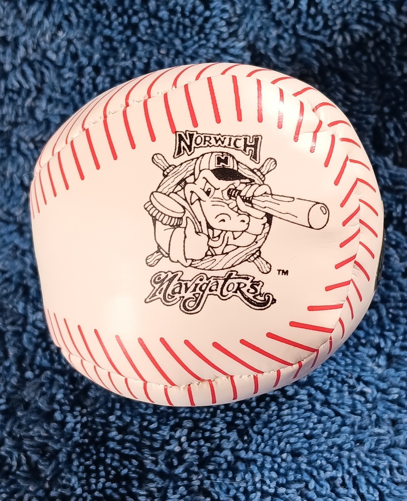 HTF Dunkin Donuts Norwich Navigators Hacky Sack Type Small Ball NOS Souvenir