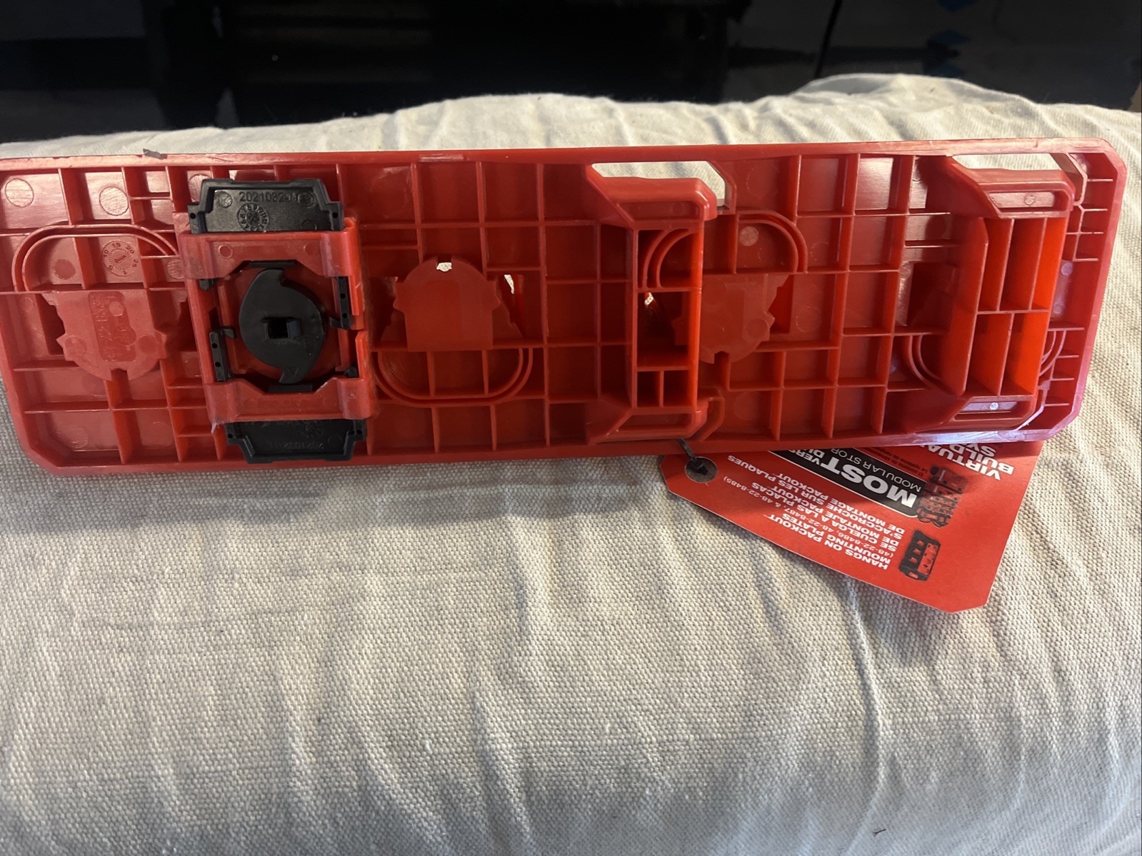 Milwaukee 48-22-8338 M12 Durable Versatile Battery Holder Storage System