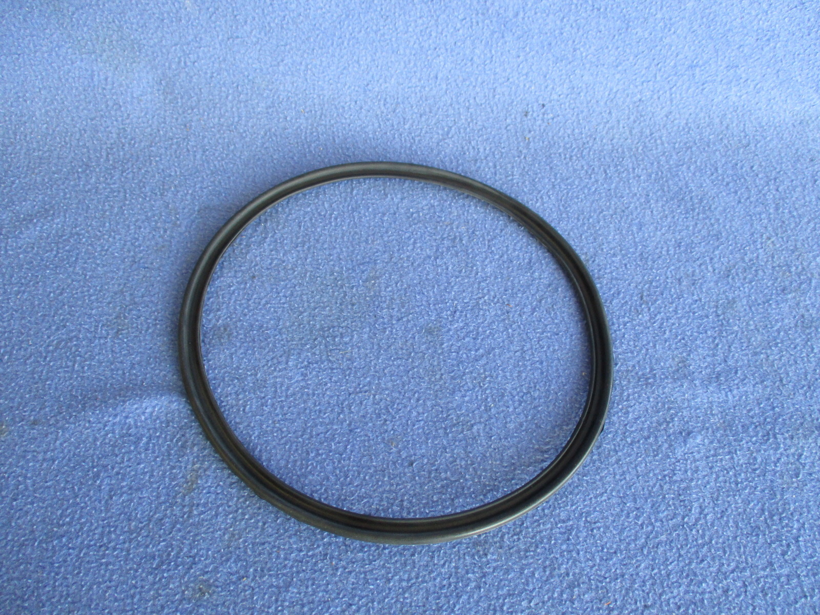 7 " inch headlight head lamp light trim ring seal gasket Harley touring softail
