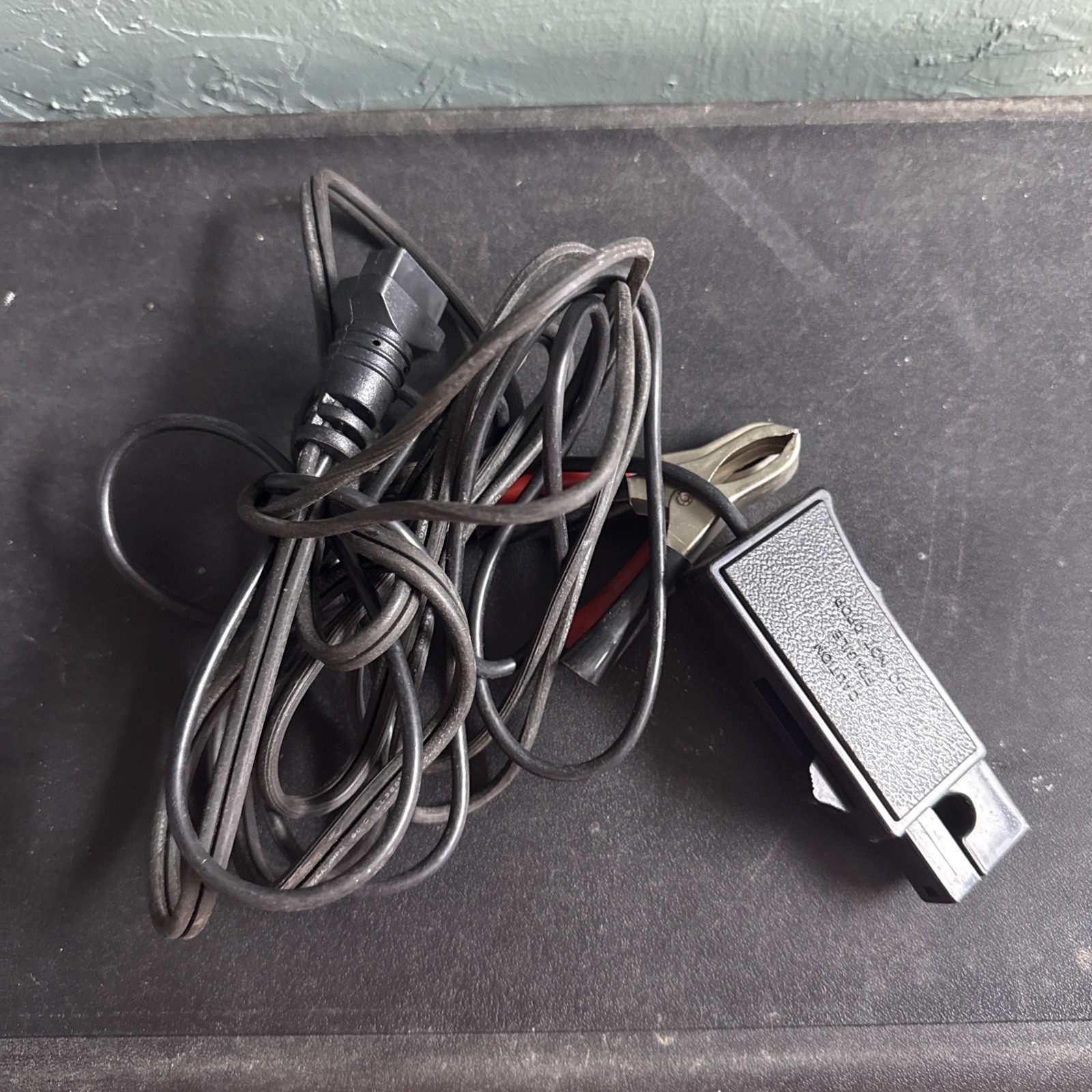 EQUUS 3022 7Function Analyzer With Inductive Pickup. .With Case .