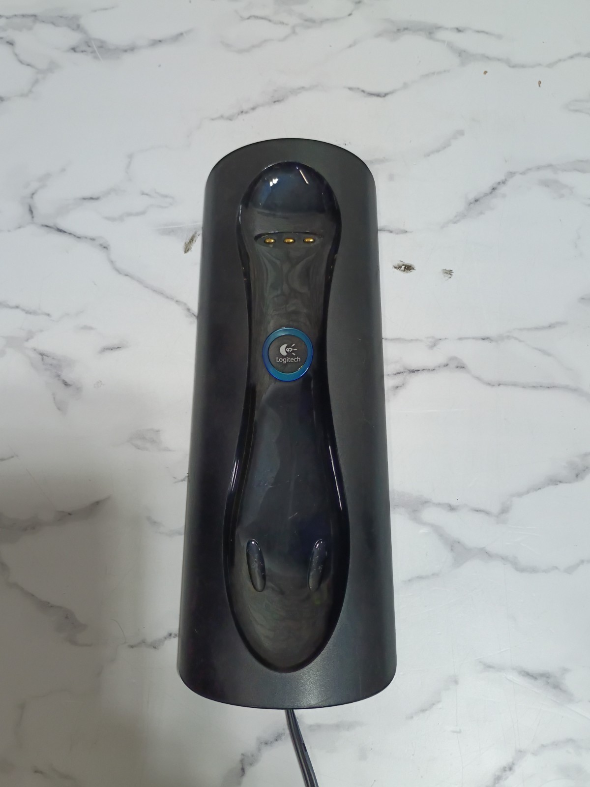 Logitech Harmony 880 Universal Remote Control w/ Charging Dock