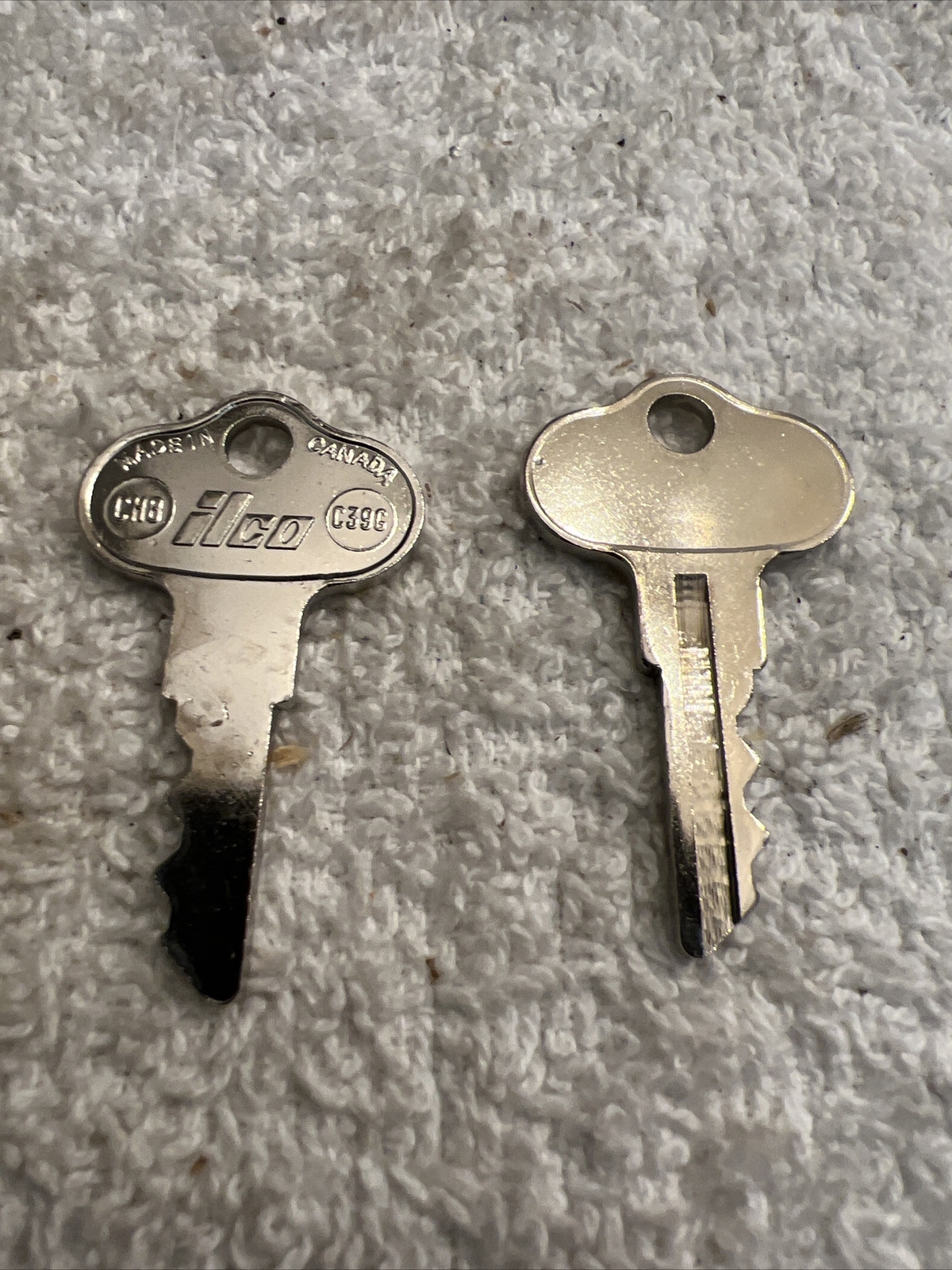 Lot Of 2 New Chrysler Outboards by Ilco CH8 Locksmith Taylor C39G